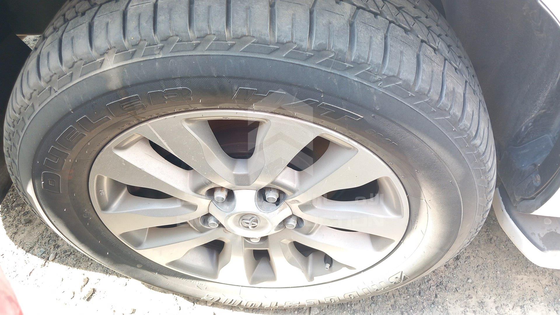 2009 TOYOTA SEQUOIA VIN: 5TDZY68A49S018351