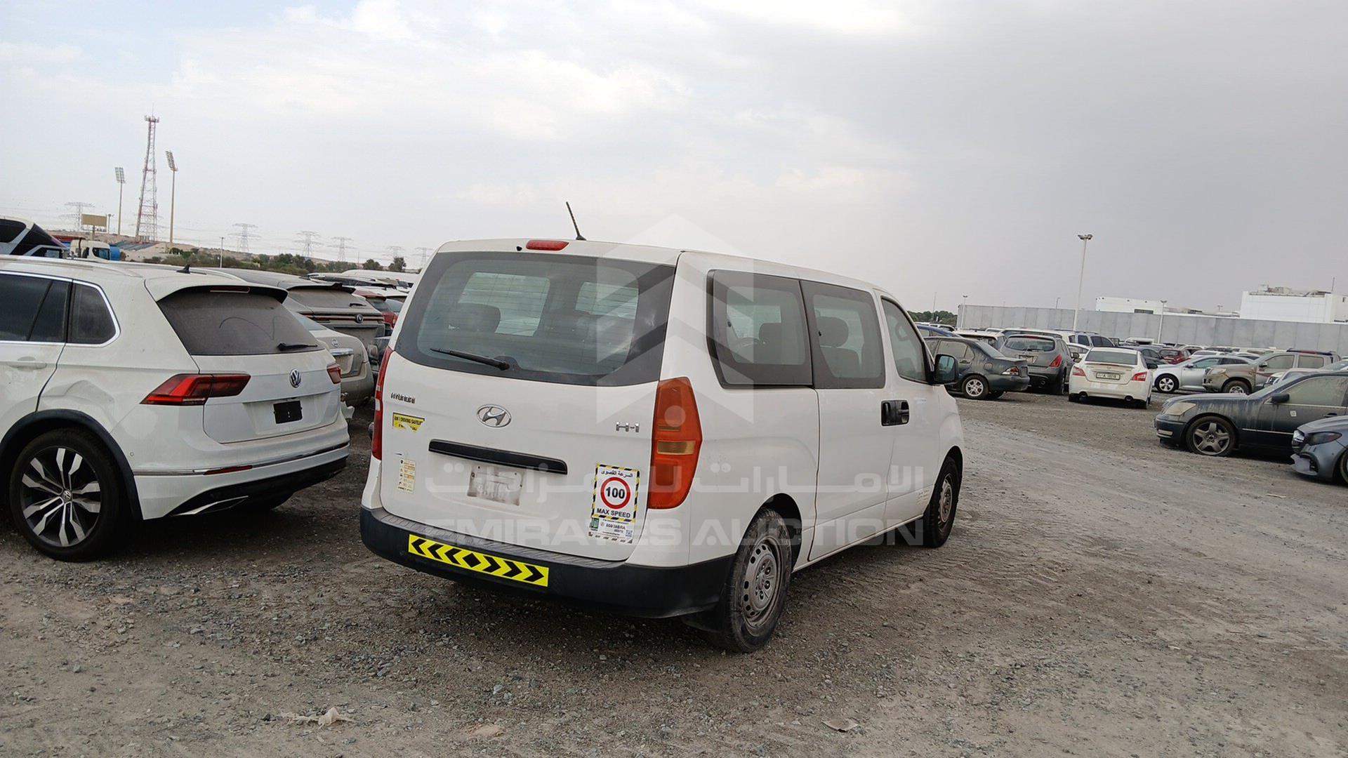 2019 HYUNDAI H1 VIN: KMJWA37R4KU016835