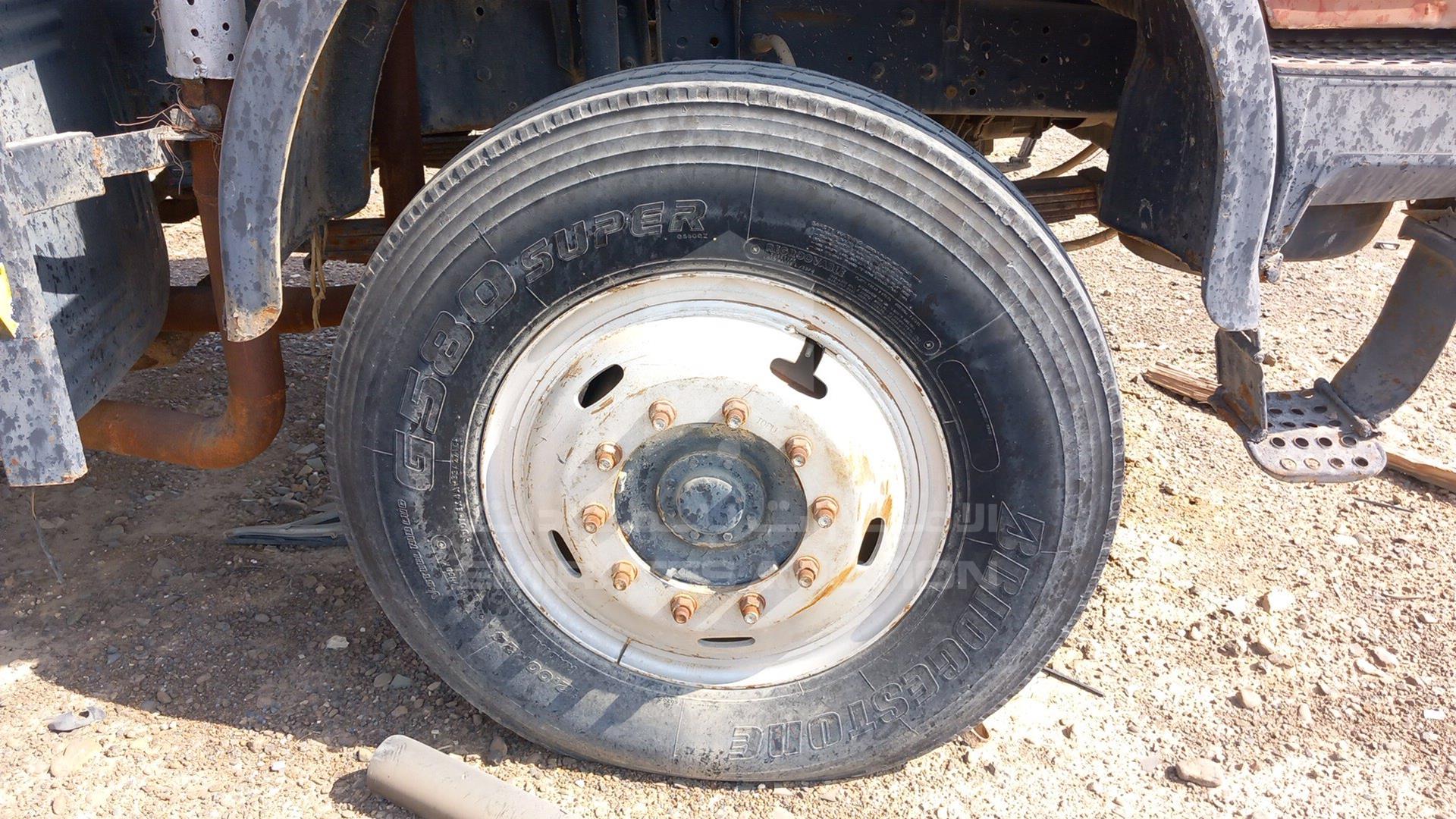 0 MERCEDES TRUCK VIN: 38911614754550