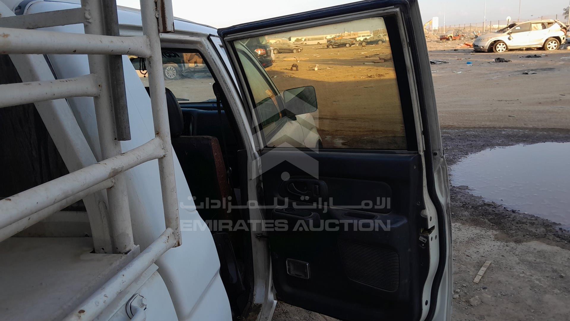 2005 MITSUBISHI L 200 VIN: MMBJNK6205D023027