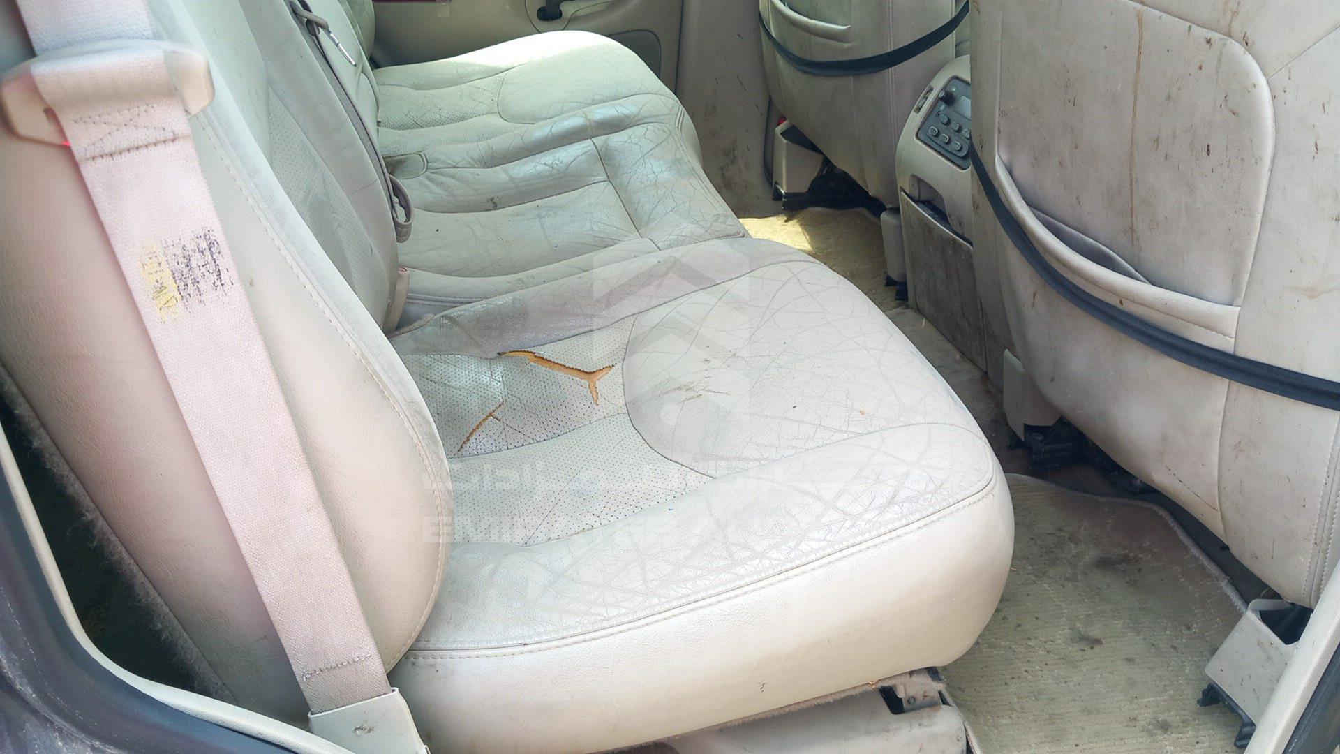 2004 CADILLAC ESCALADE VIN: 1GYEK63N84R291868