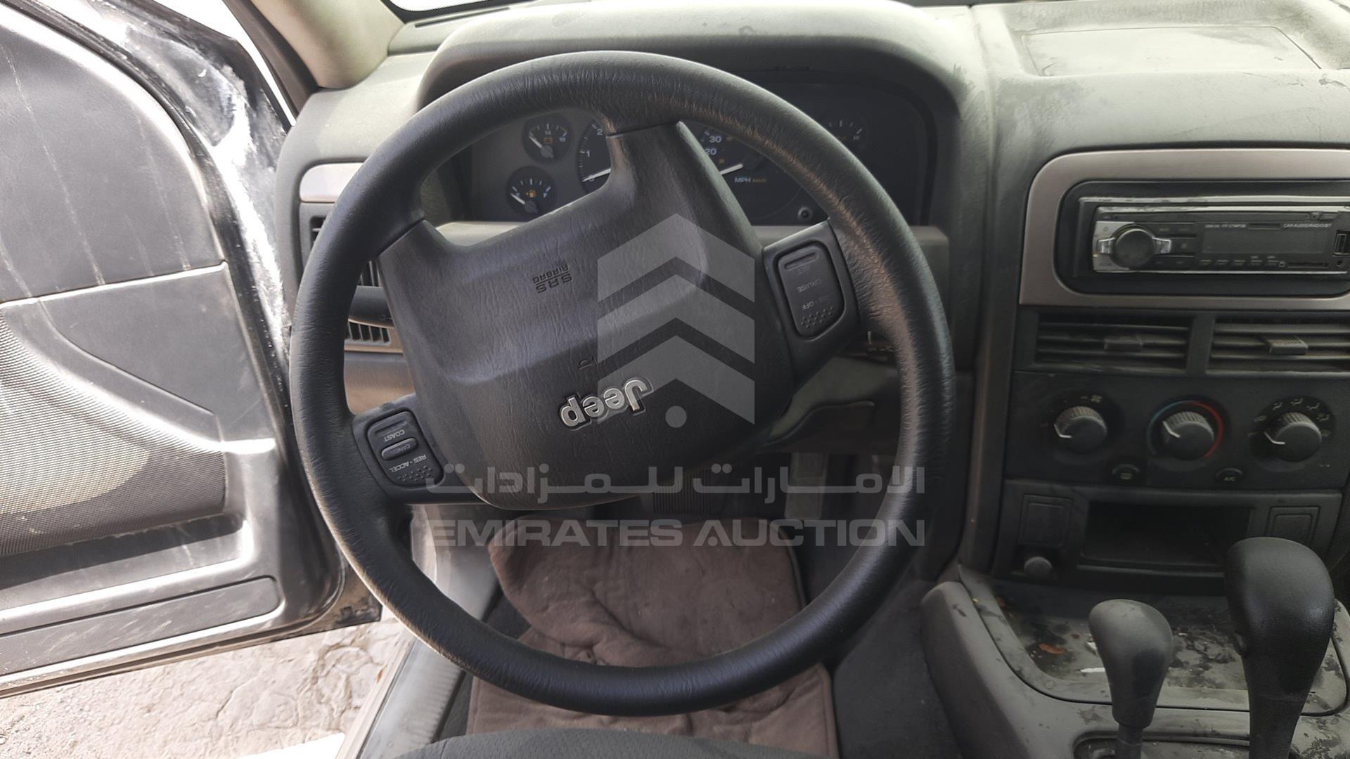 2004 JEEP GRAND CHEROKEE VIN: 1J4GW48S04C280592