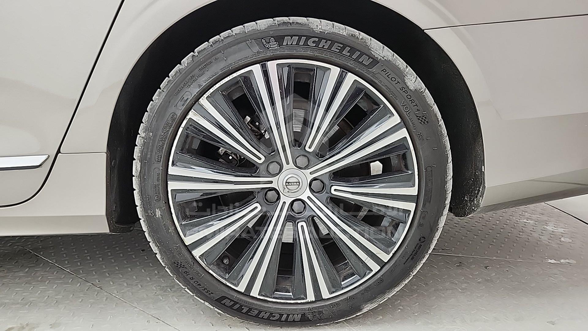 2021 VOLVO S 90 VIN: LVYA2APS3MP097857