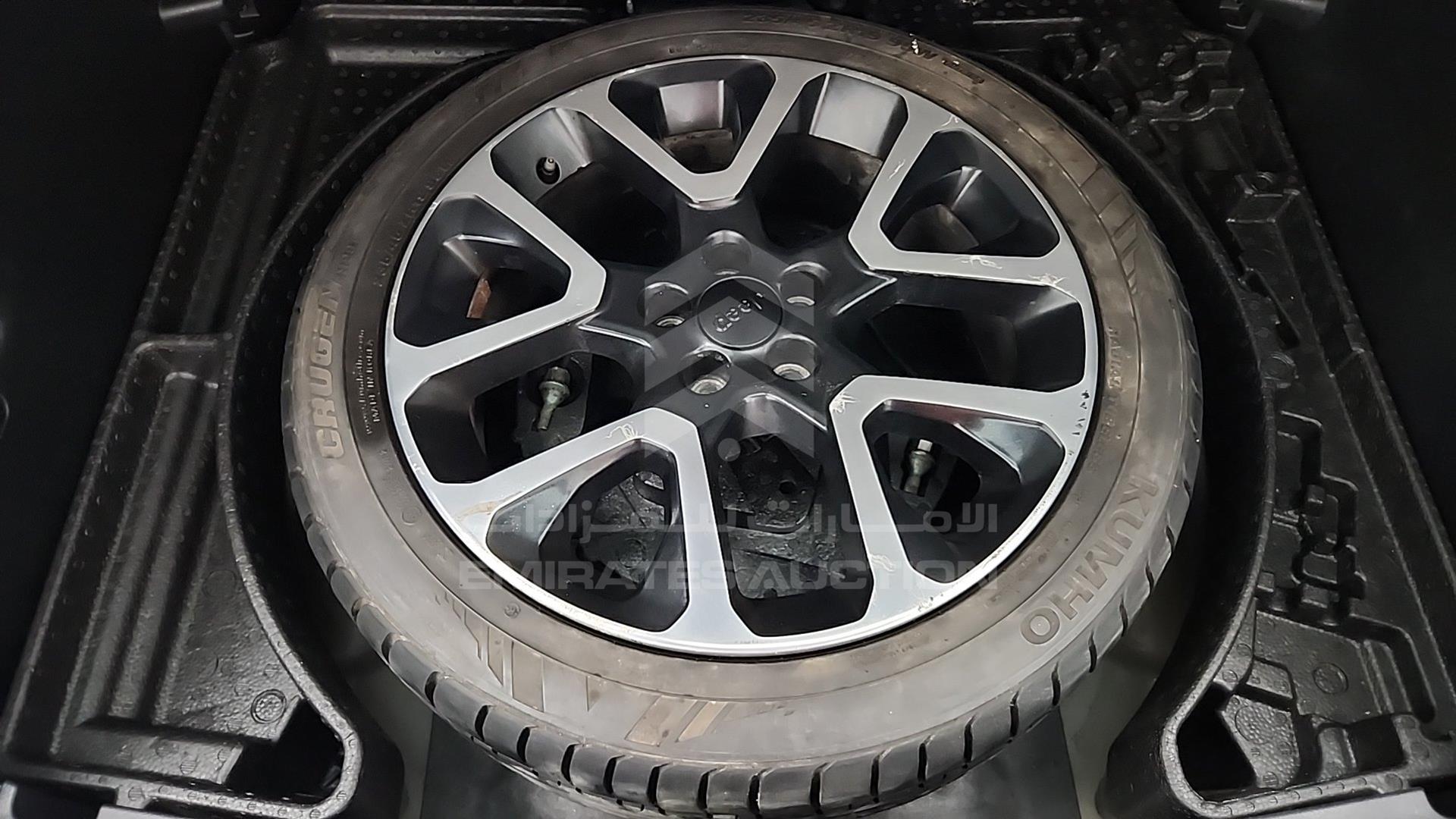 2019 JEEP COMPASS VIN: 3C4NJDCB6KT630070