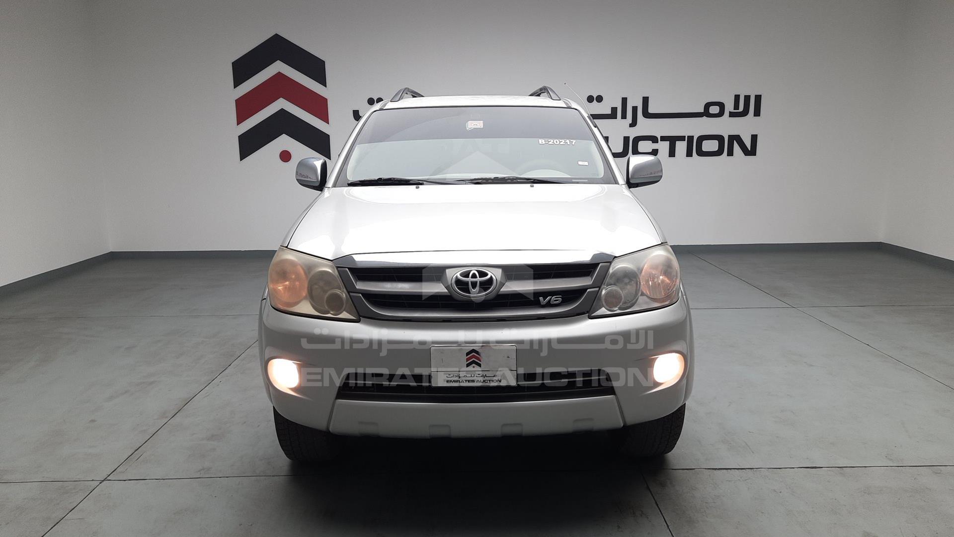 2006 TOYOTA FORTUNER VIN: MR1YU59G660006167