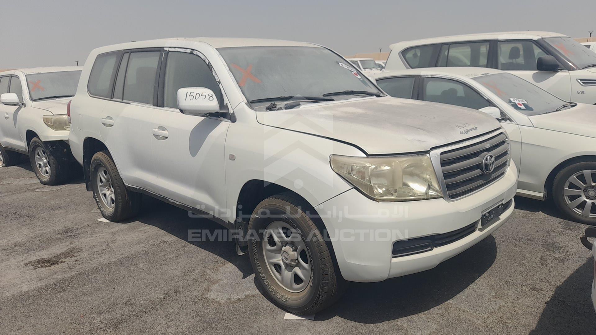 2011 TOYOTA LAND CRUISER VIN: JTMDU09J4B4044435