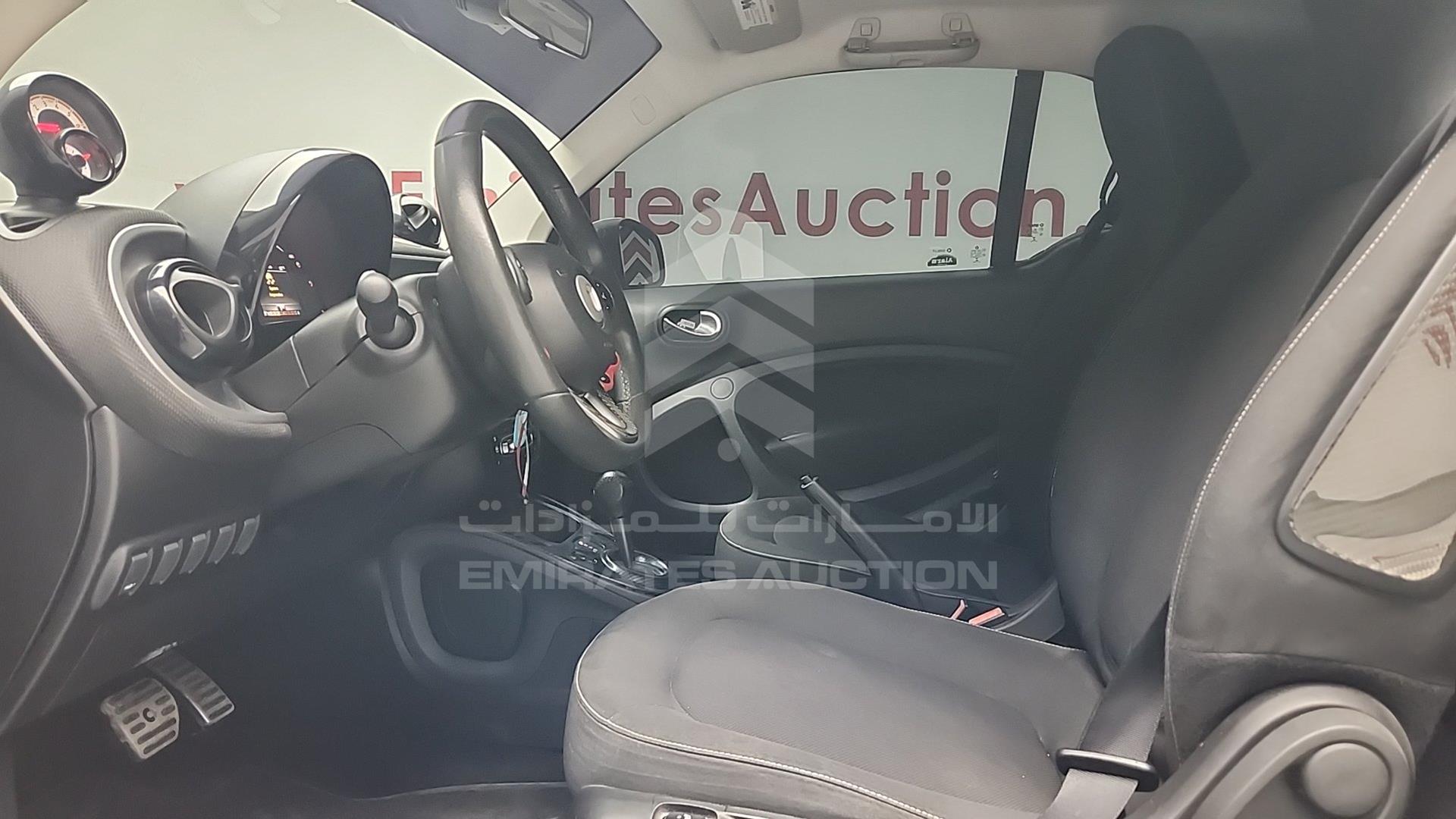 2016 SMART FORTWO VIN: WMEFJ5DA2GK071952