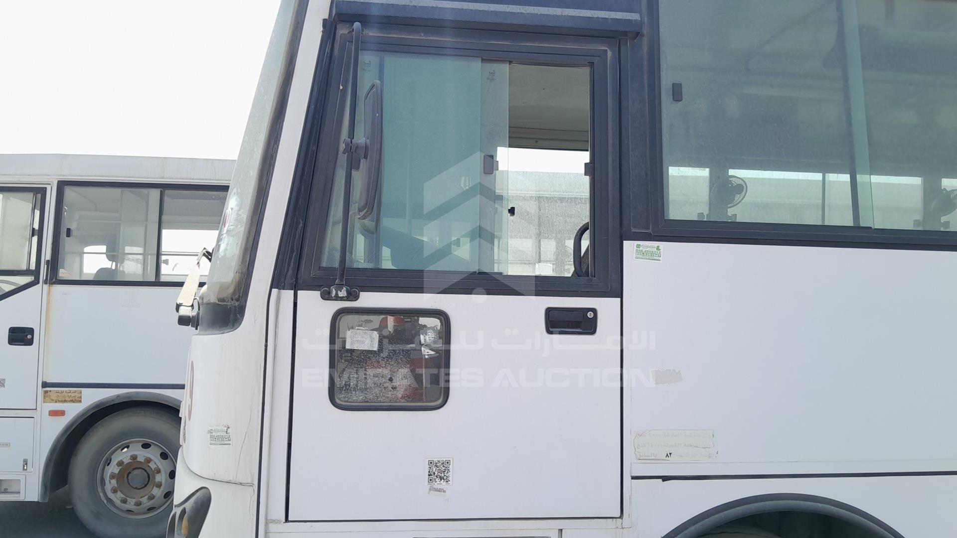 2015 TATA LPO1618 VIN: MAT449253F0L01814