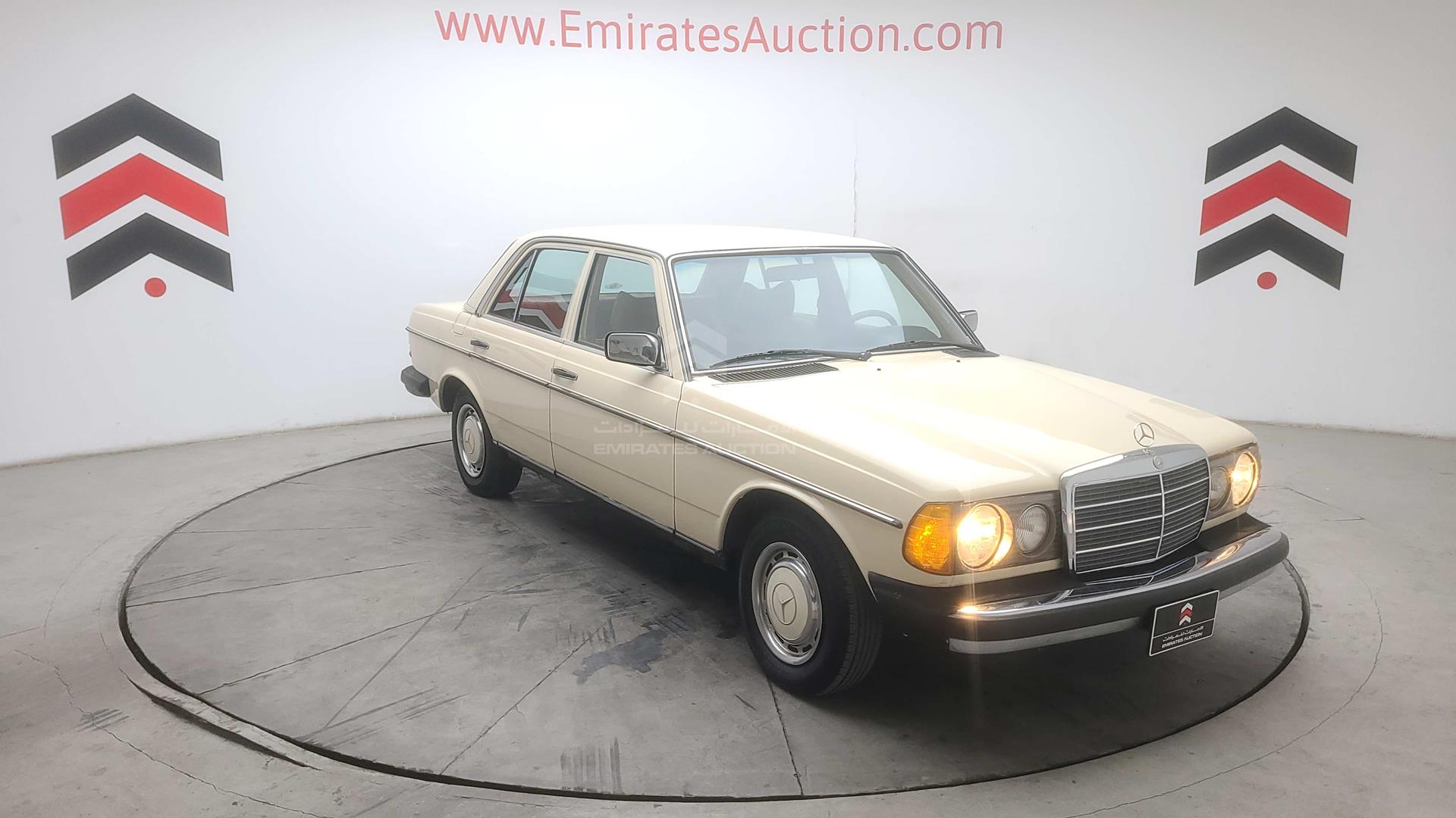 1979 MERCEDES 240D VIN: 12312310113962
