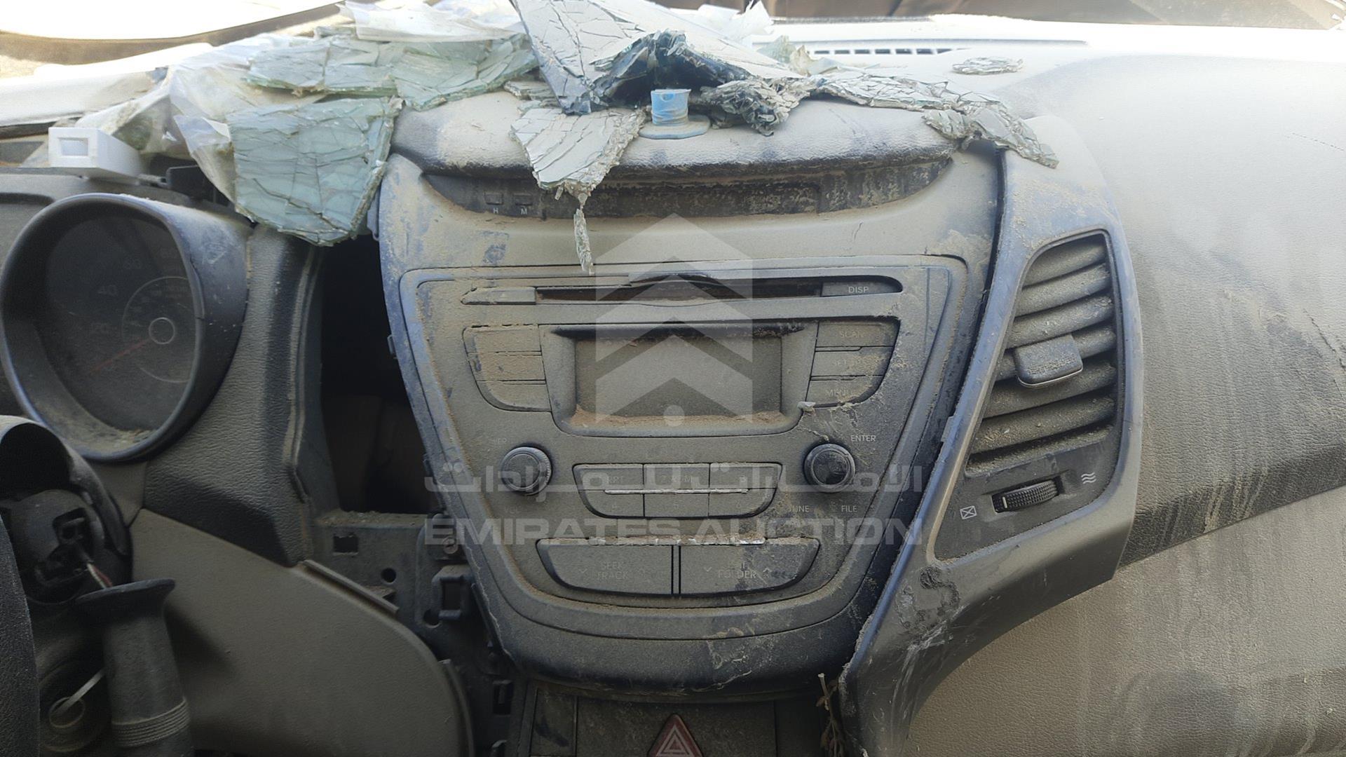 2016 HYUNDAI ELANTRA VIN: 5NPDH4AE3GH700023