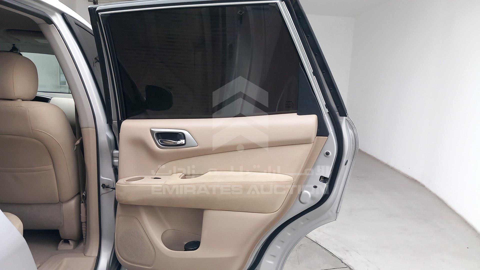 2015 NISSAN PATHFINDER VIN: 5N1AR2M50FC623374