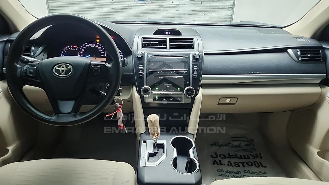 2016 Toyota Camry — Full Dashboard View — Photo 15