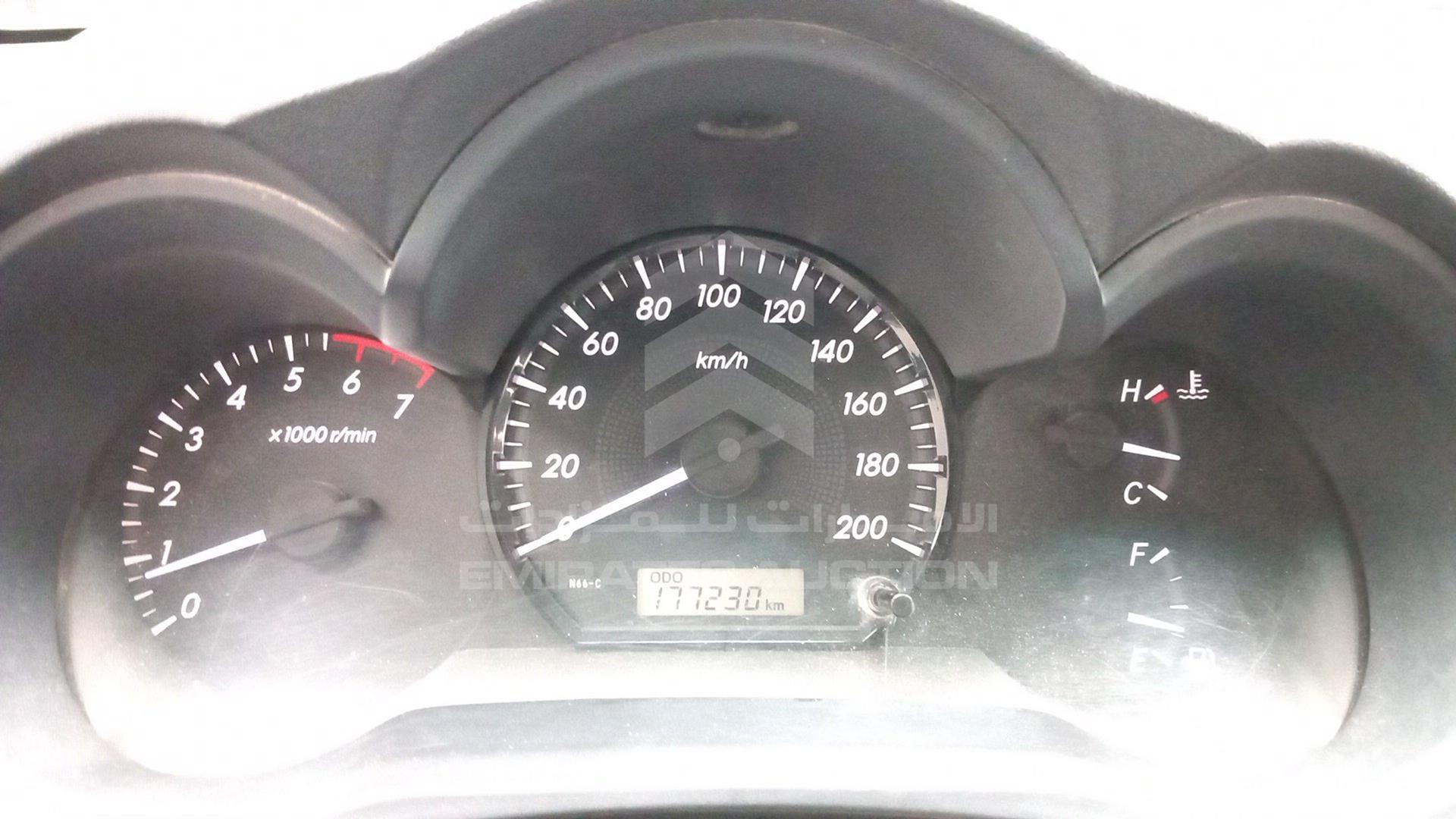 2013 TOYOTA HILUX VIN: MR0FX22G0D1359913