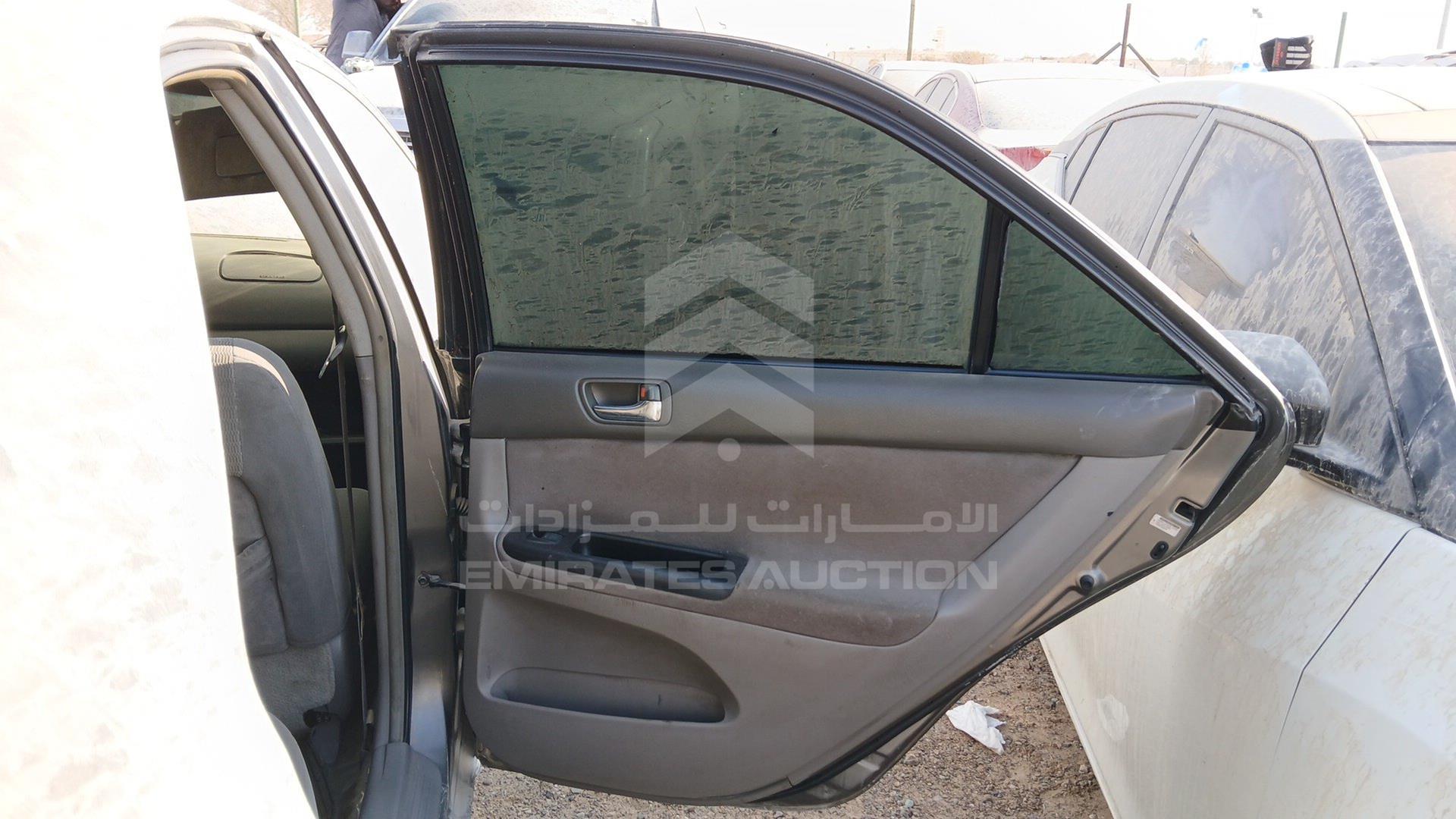 2005 TOYOTA CAMRY VIN: 4T1BE32KX5U595817