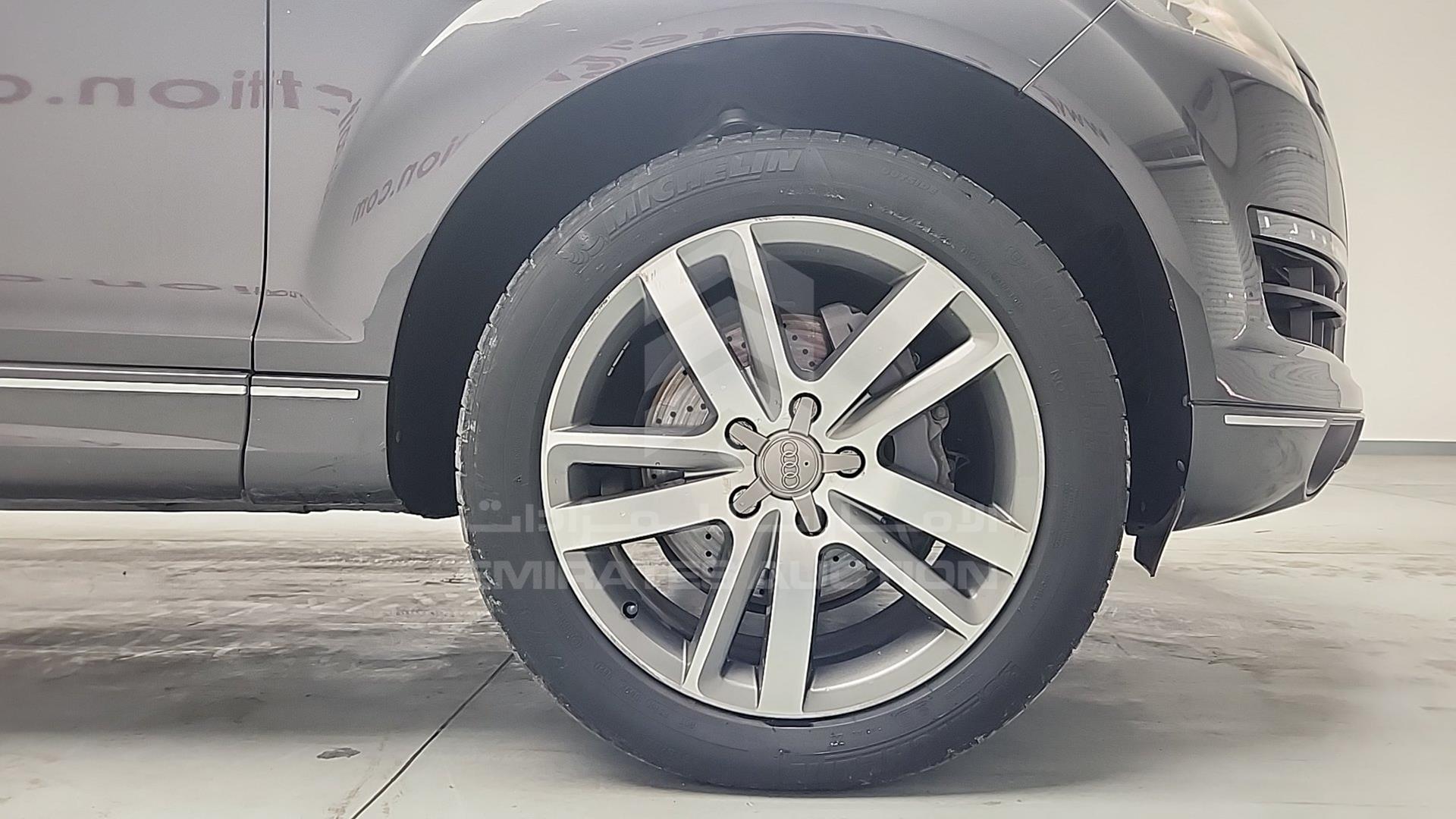 2012 AUDI Q7 VIN: WAUAGD4L2CD009451