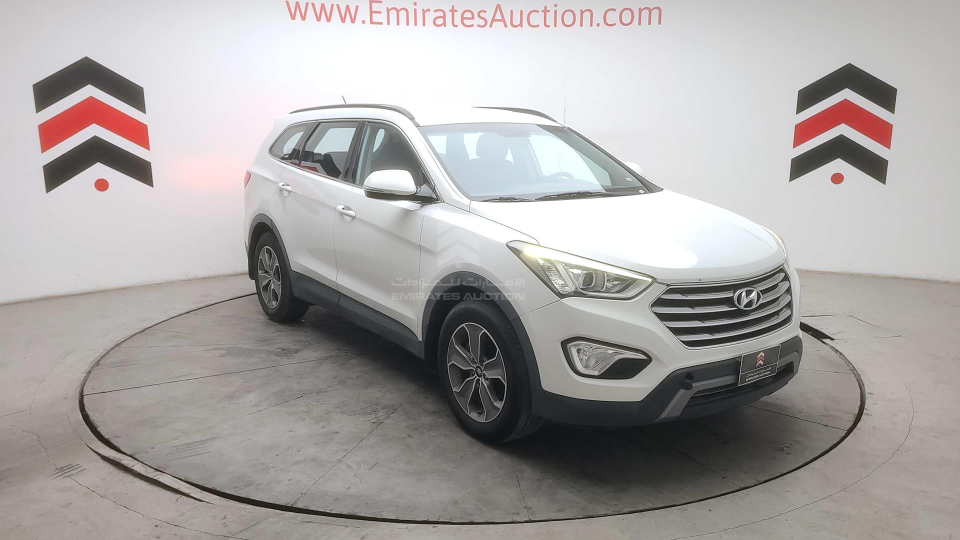 2014 HYUNDAI SANTA FE VIN: KMHSM81E6EU050192