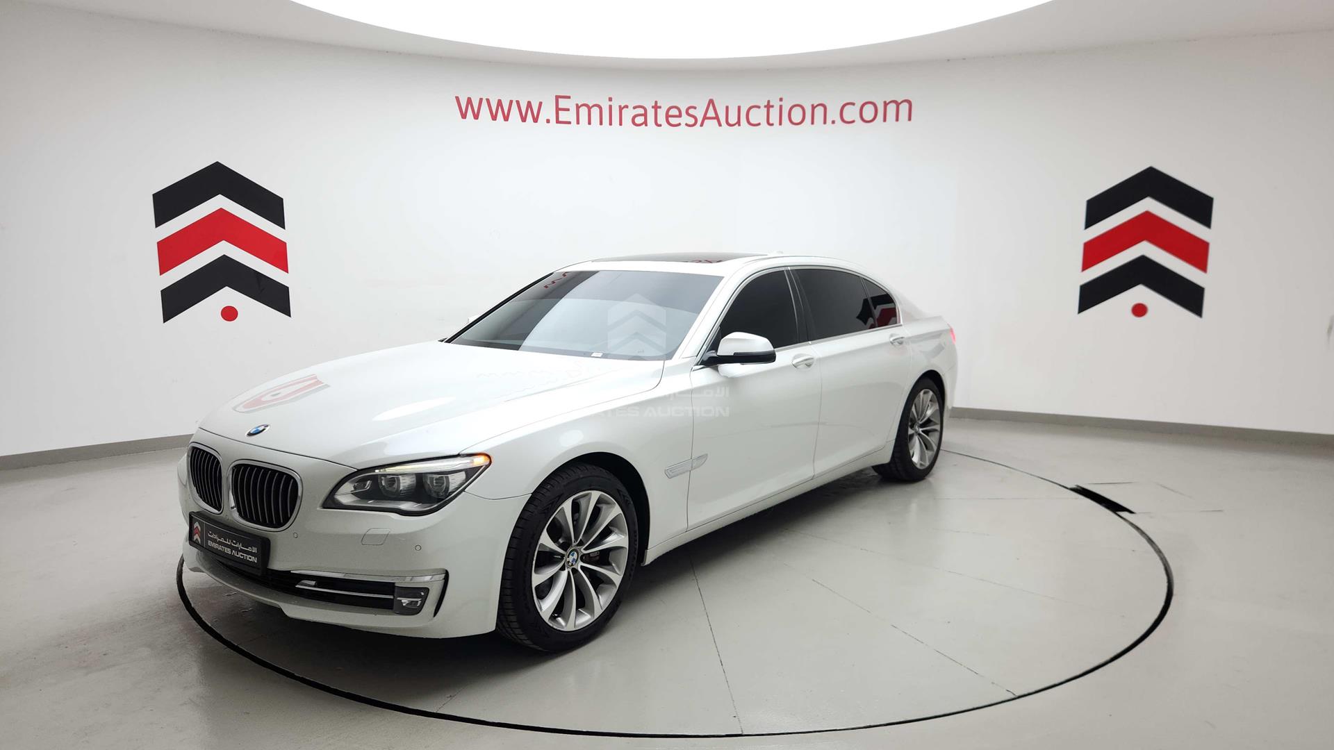 2015 BMW 730 VIN: WBAYE2105FD837047
