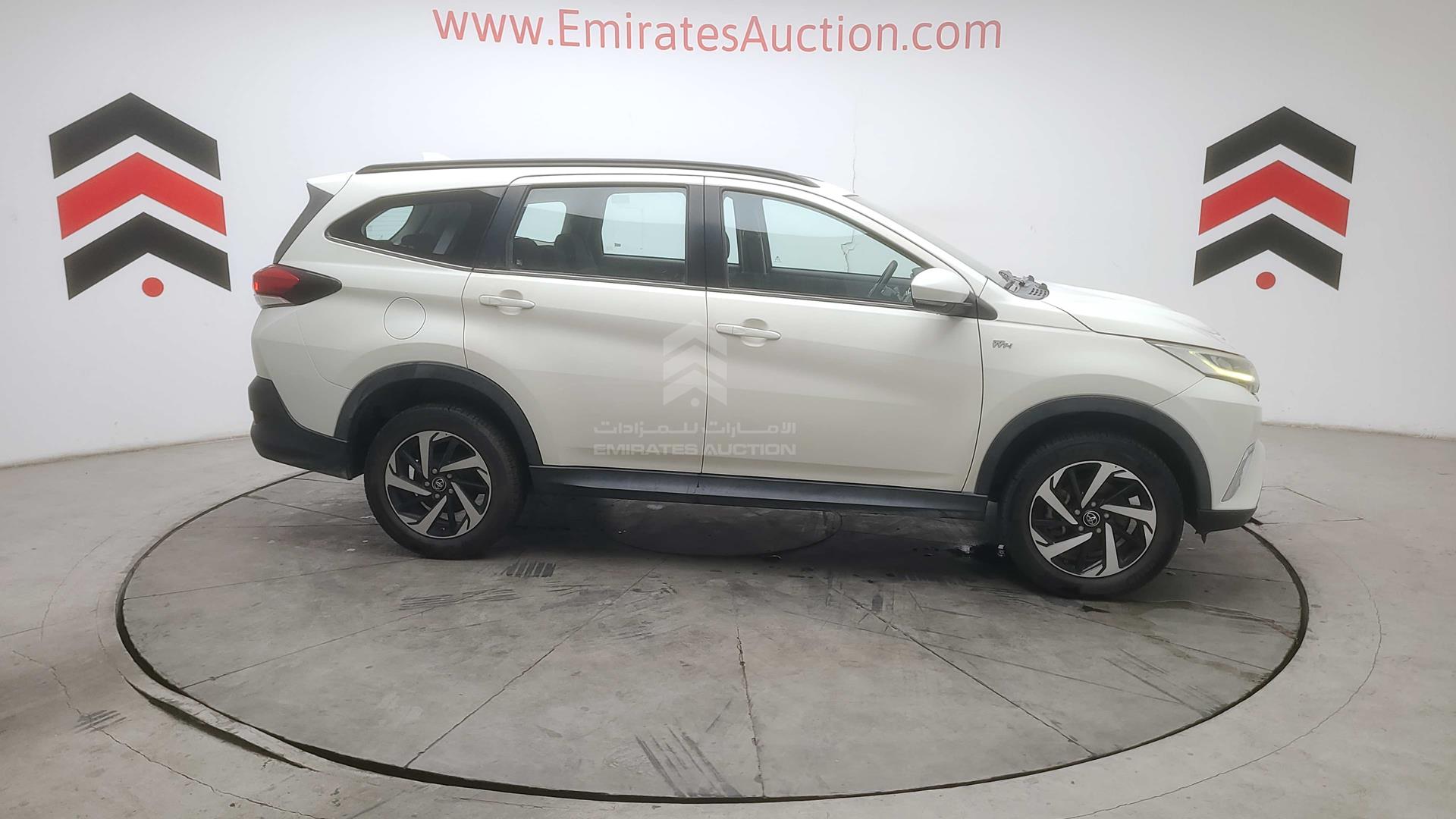 2019 TOYOTA RUSH VIN: MHKEF8BF9KK004985
