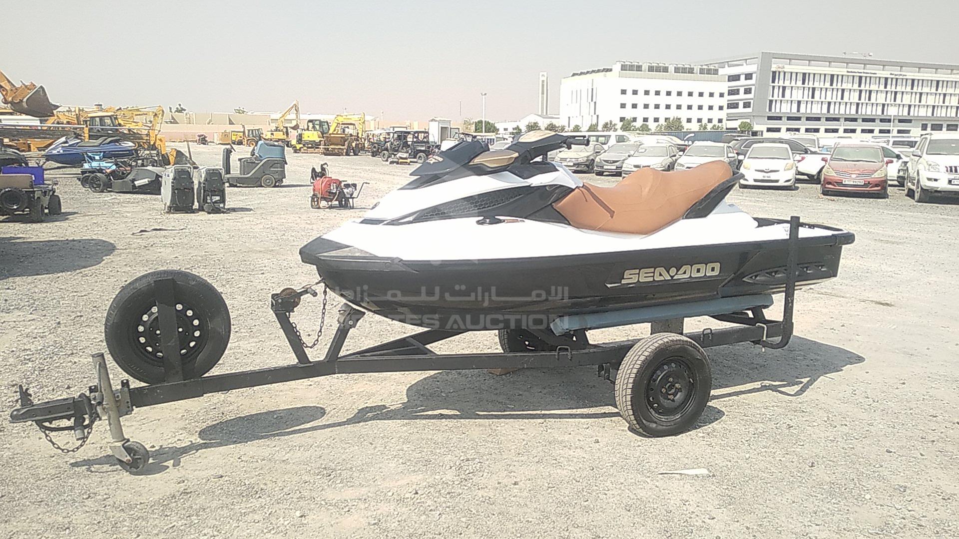 2013 JET SKI + TROLLEY SEA DOO VIN: CAYDV10776C313