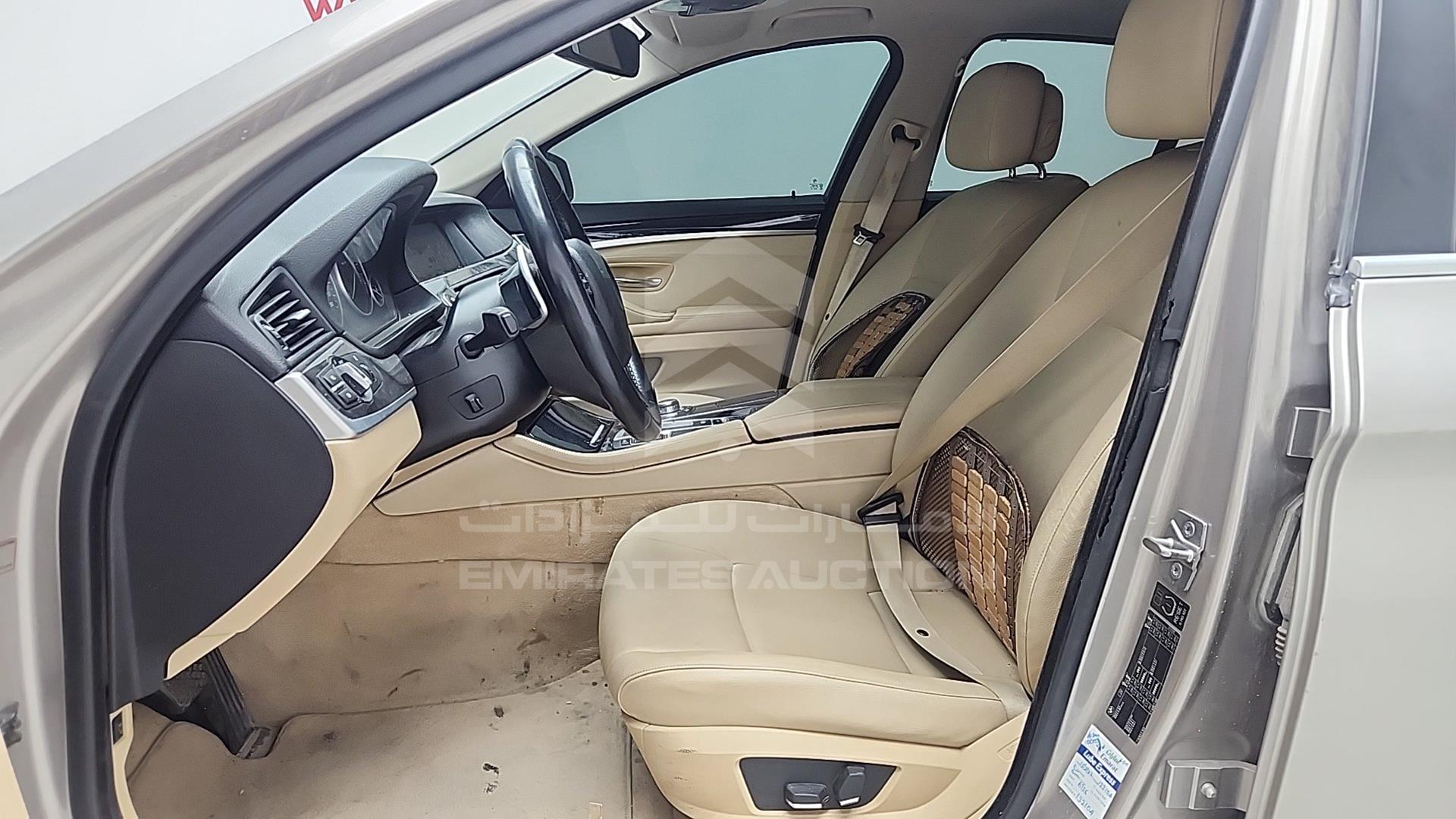 2013 BMW 528 VIN: WBAXG3107DDW40101