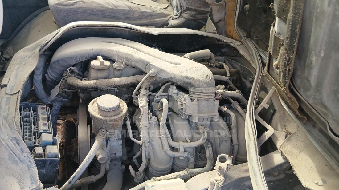 2007 Toyota Hiace — Engine Bay — Photo 27