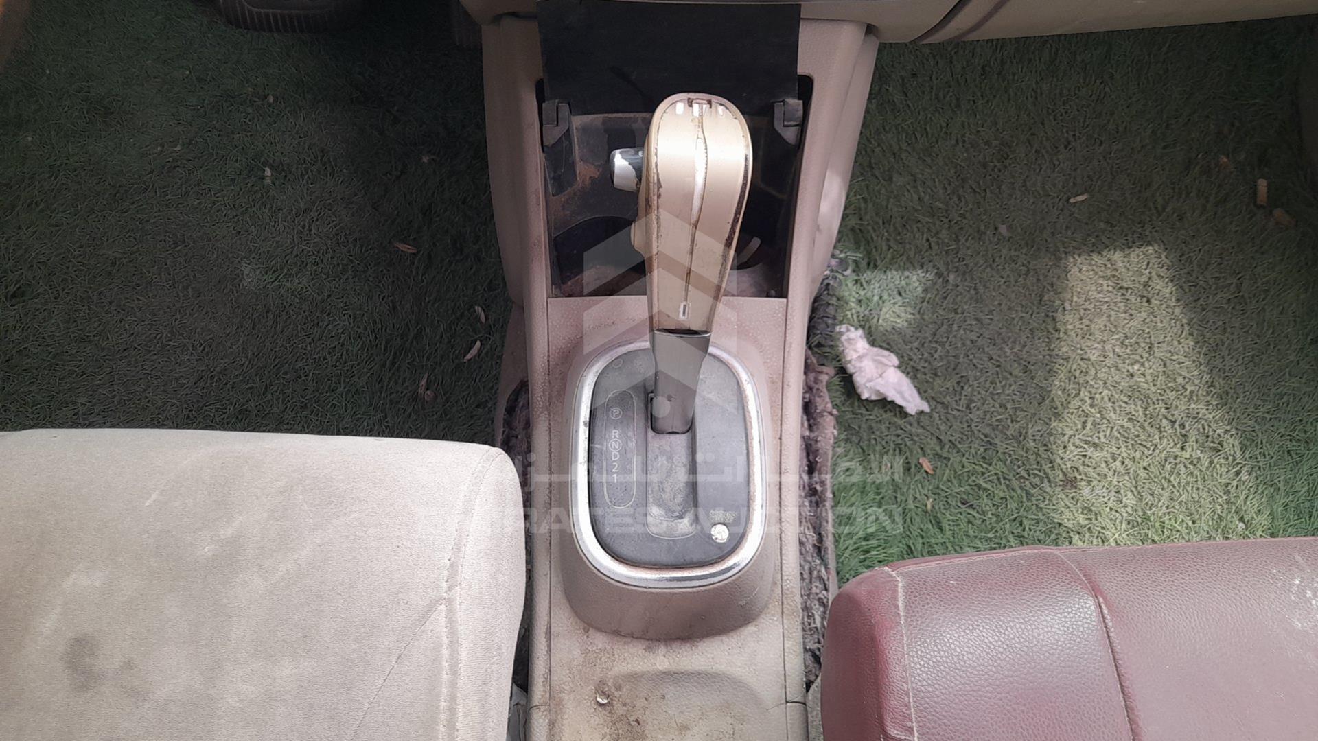 2008 NISSAN TIIDA VIN: JN1CC11C08T009944