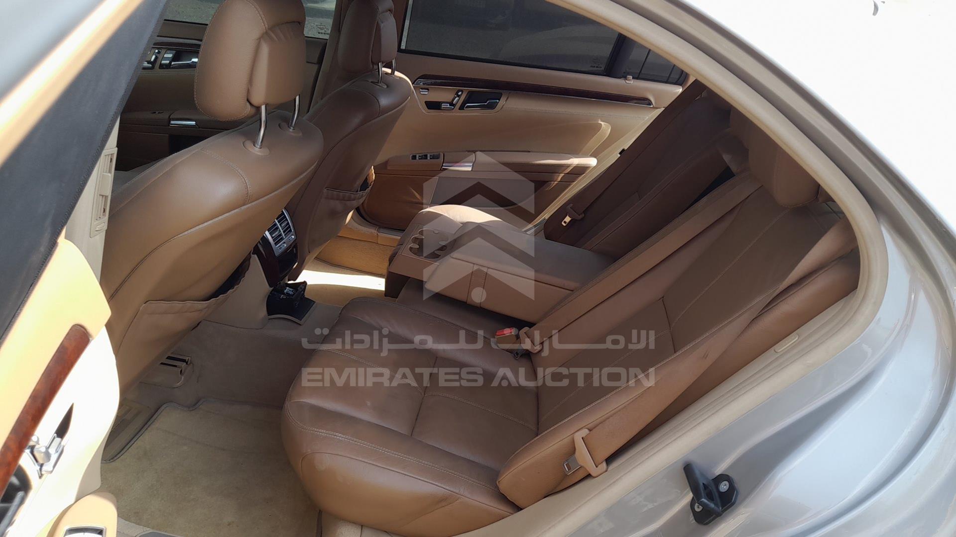 2009 MERCEDES S 350 VIN: WDDNG56X19A272363