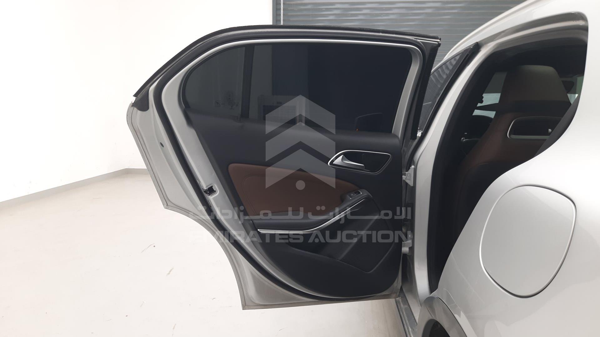 2015 MERCEDES GLA 250 VIN: WDCTG4GB3FJ138717