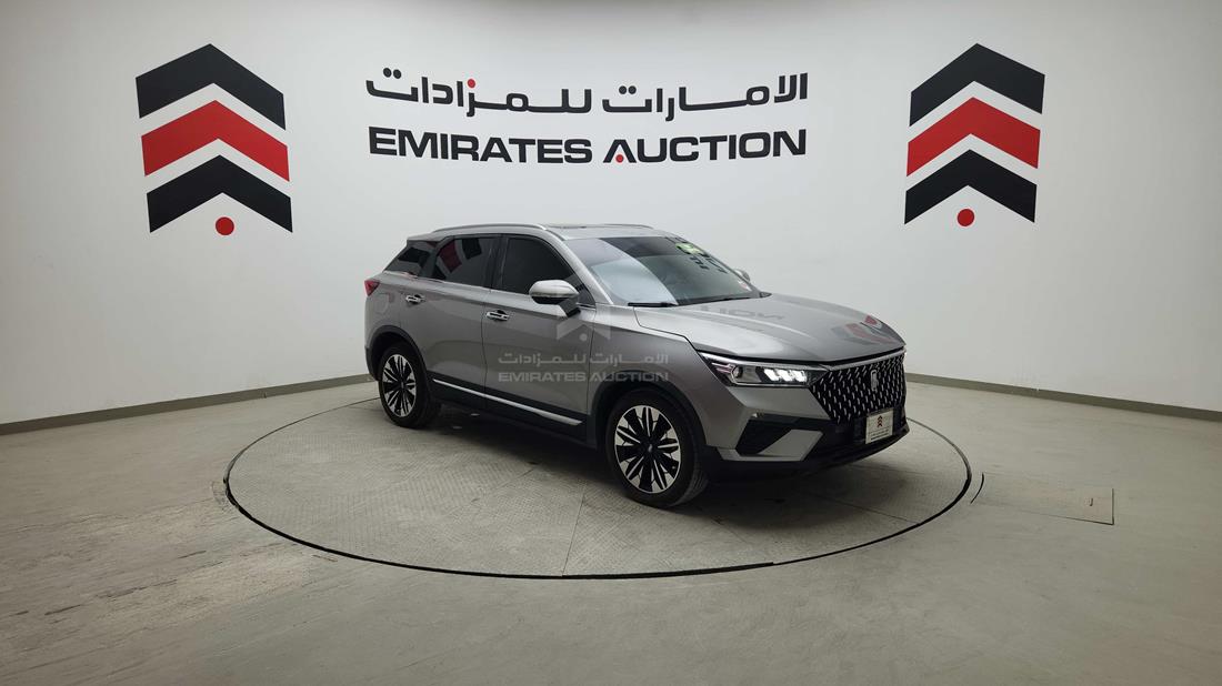 بيستون T77 2026 — الزاوية الأمامية اليمنى — صورة 10