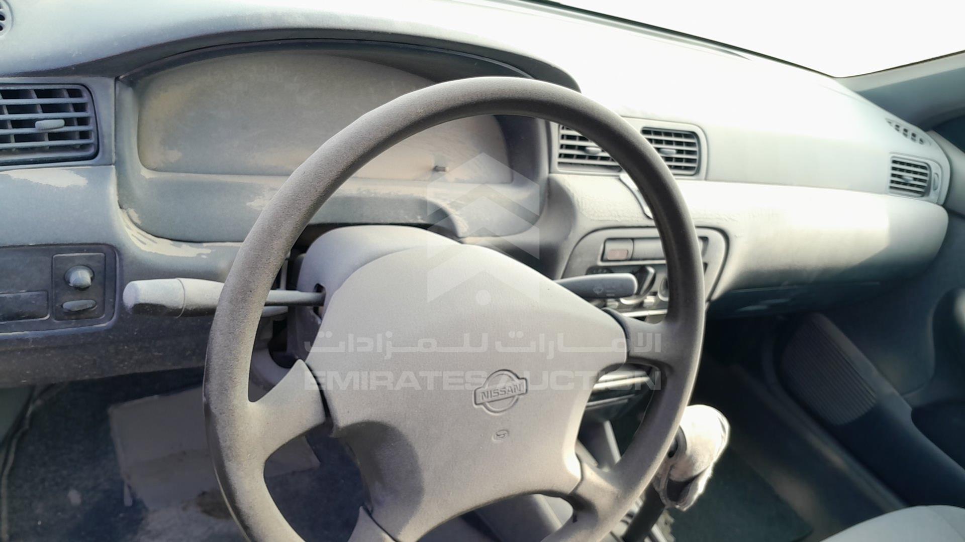 2000 NISSAN SUNNY VIN: JN1DB41S4YW002588