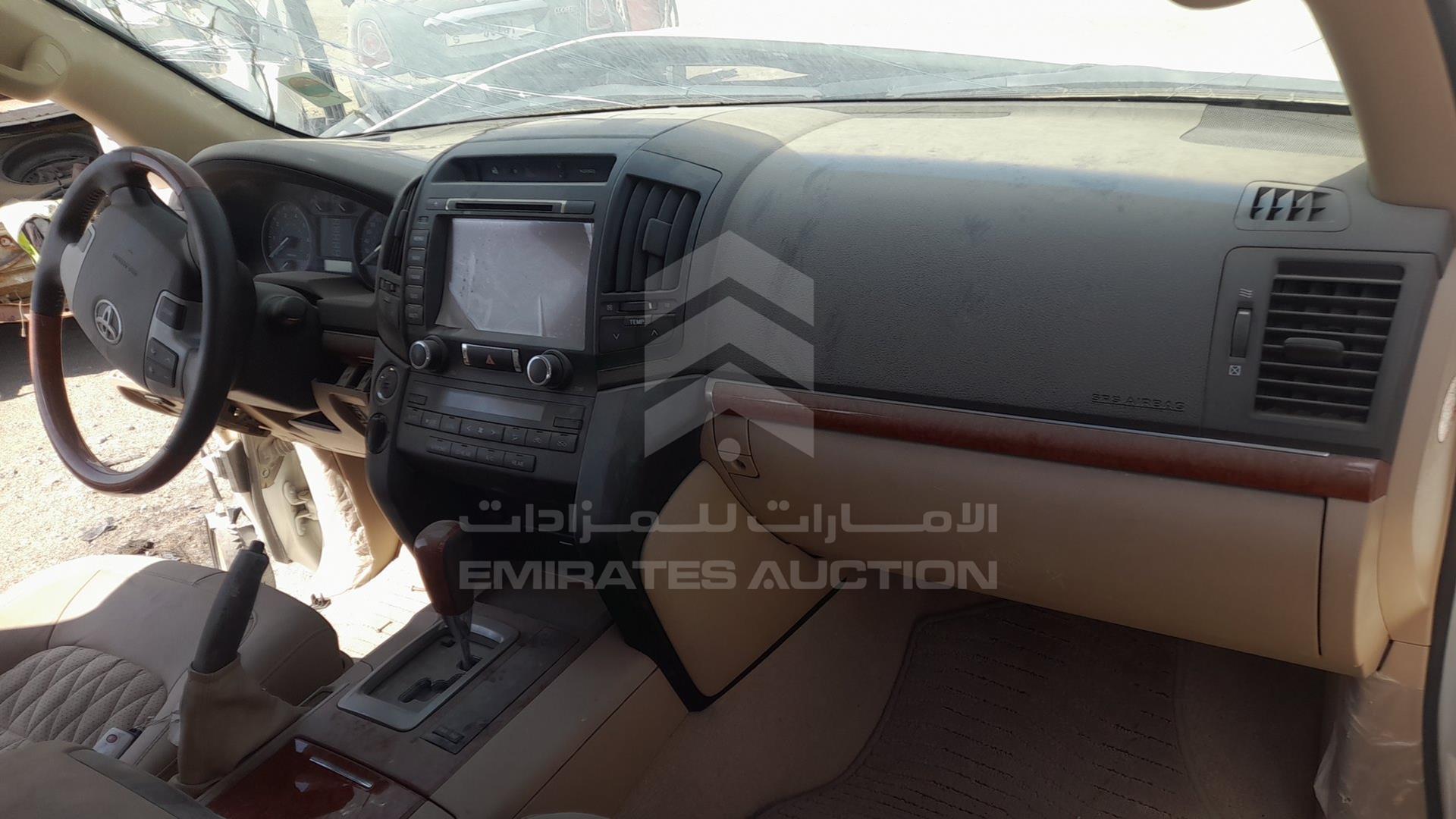 2015 TOYOTA LAND CRUISER VIN: JTMHU09J3F5102245