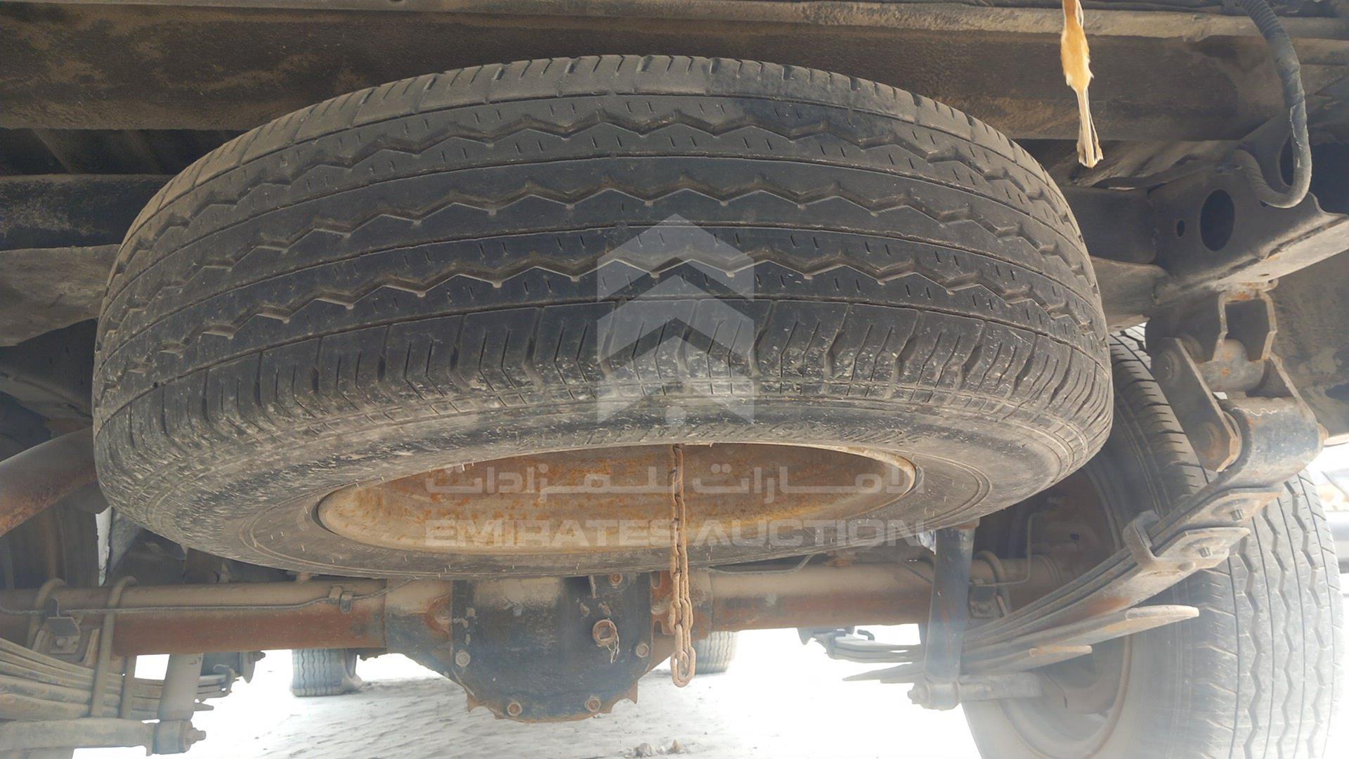 2004 NISSAN 2400 VIN: JN6DD23S14X156153