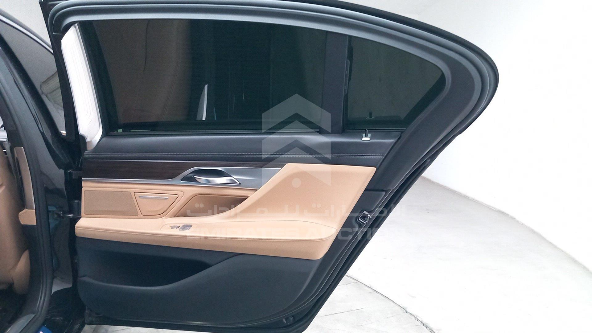 2016 BMW 730 LI VIN: WBA7E0105GG560822