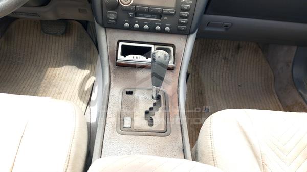 JT8BH22F6T0061290 Lexus LS400