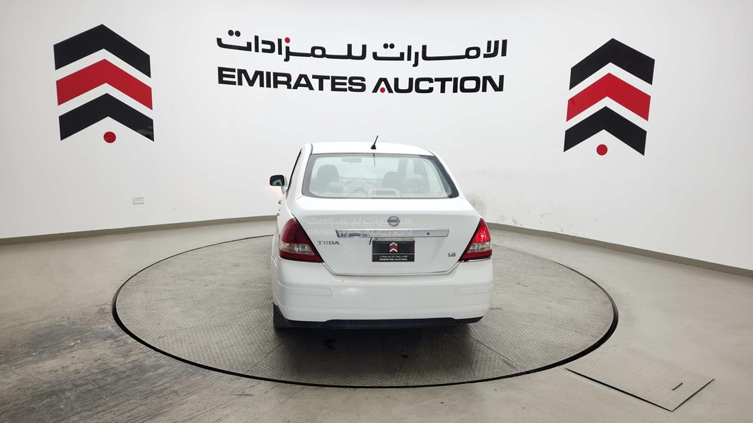 نيسان تيدا 2012 — الزاوية الخلفية اليسرى — صورة 7