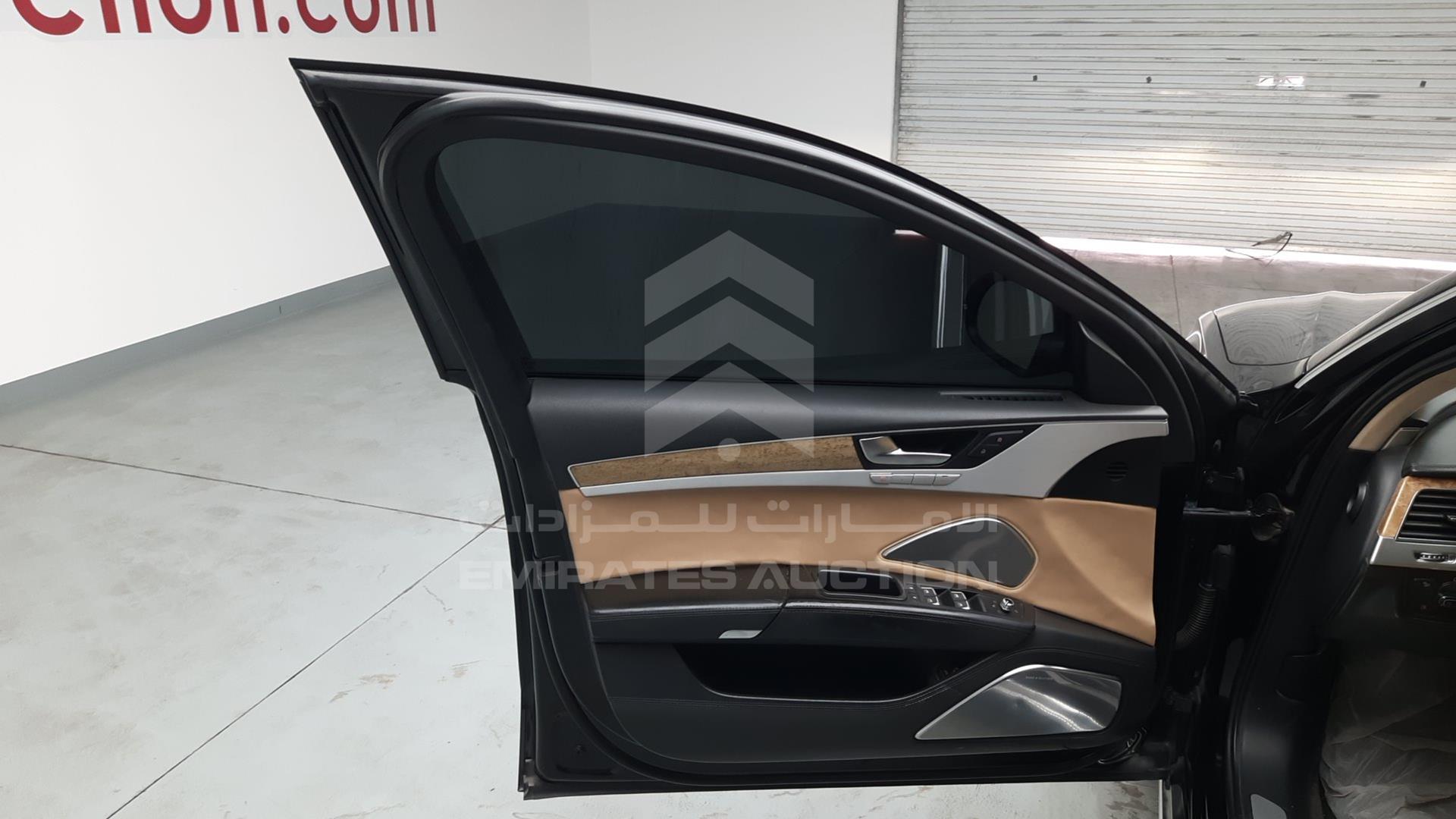 2011 AUDI A8 VIN: WAURVB4HXBN007397