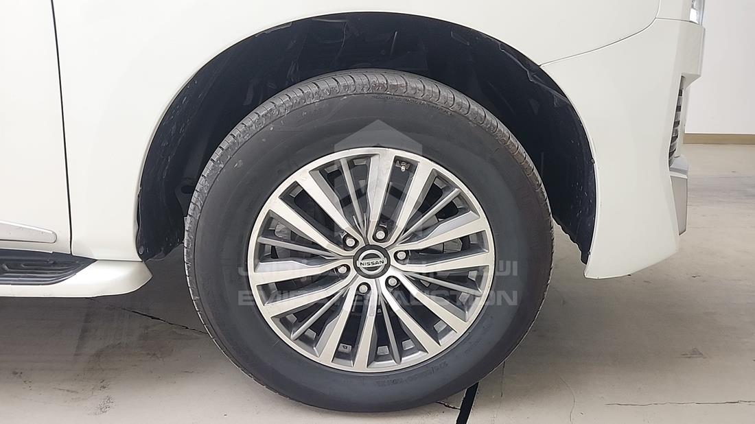 2015 Nissan Patrol — Front Right Tyre — Photo 34