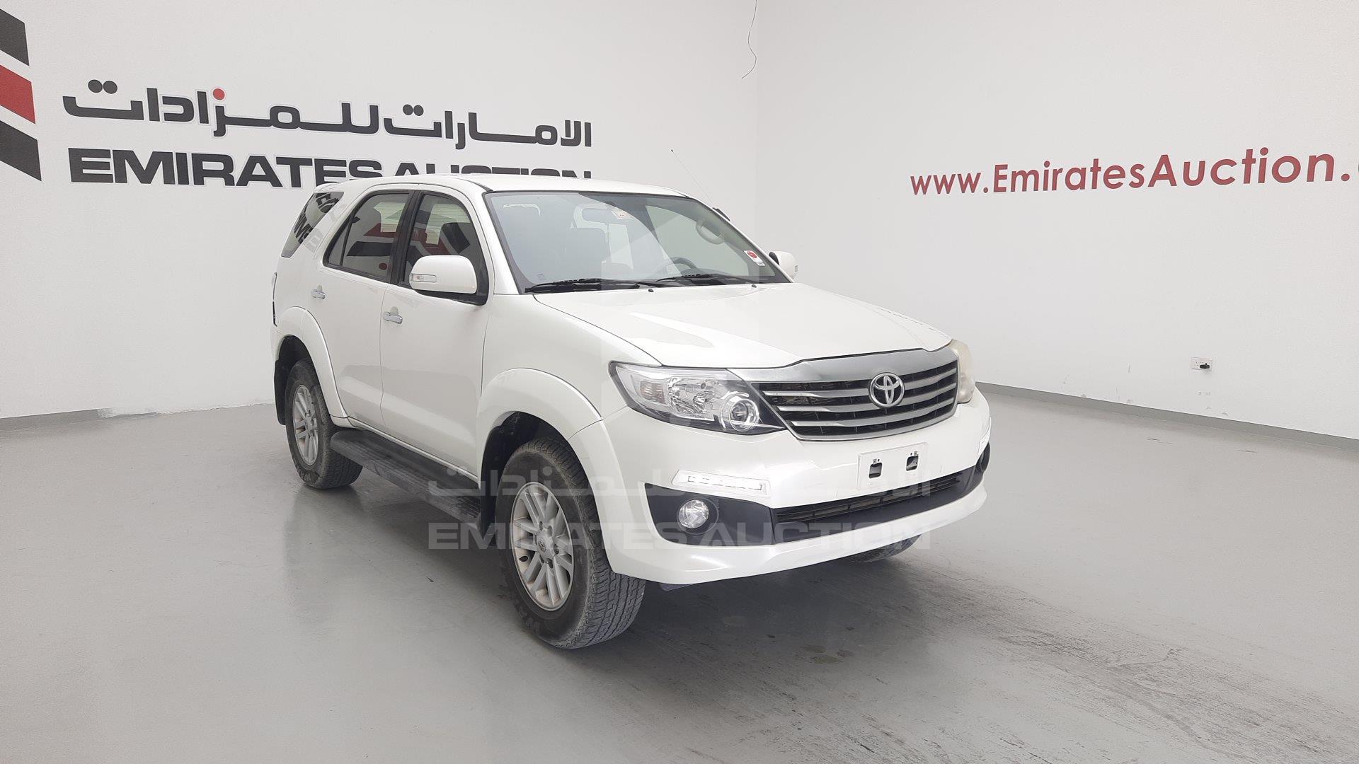 MHFYX59G6F8074517 - 2015 Toyota Fortuner - #465108