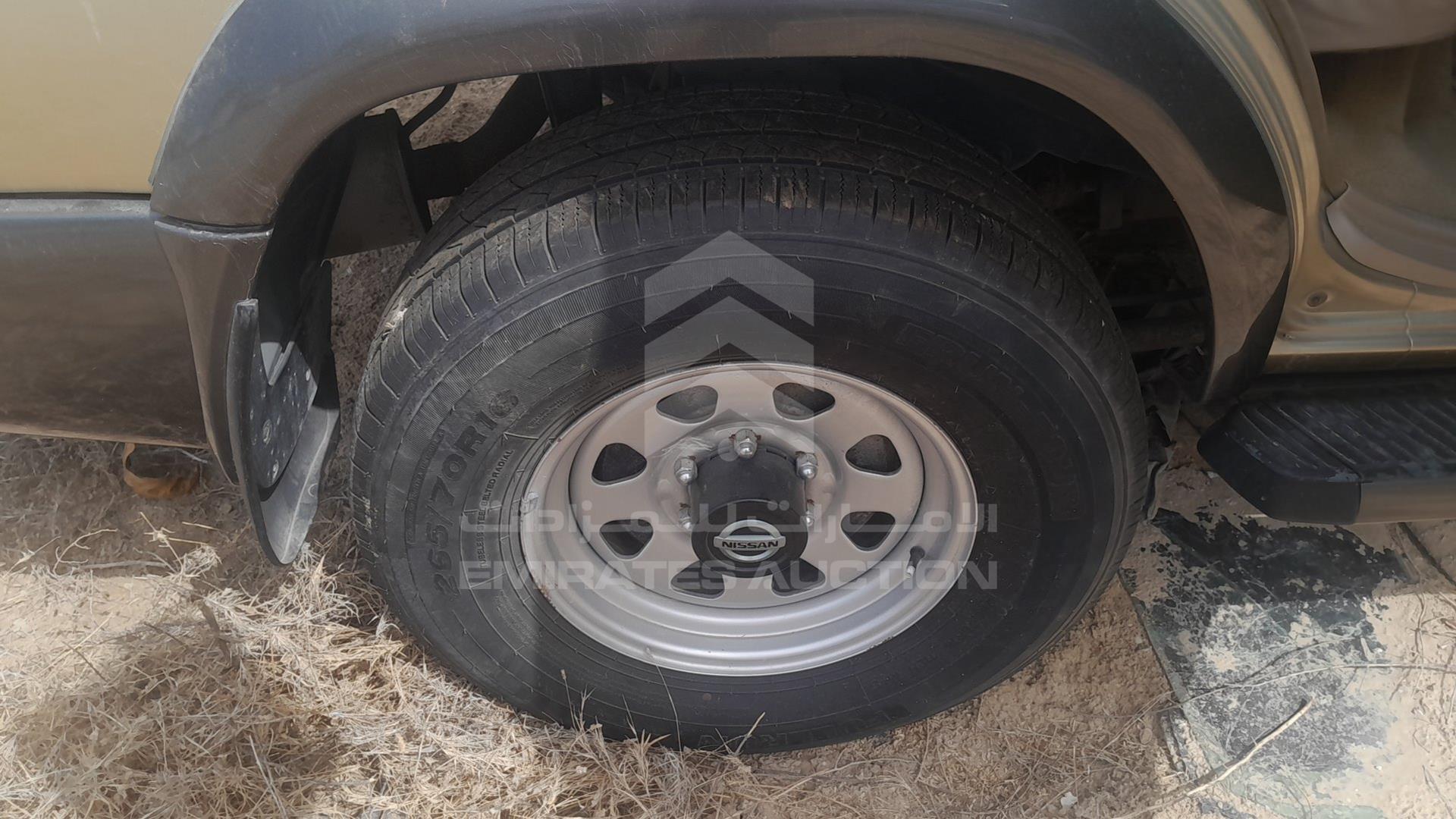 2002 NISSAN PATHFINDER VIN: JN8AR05Y92W523305