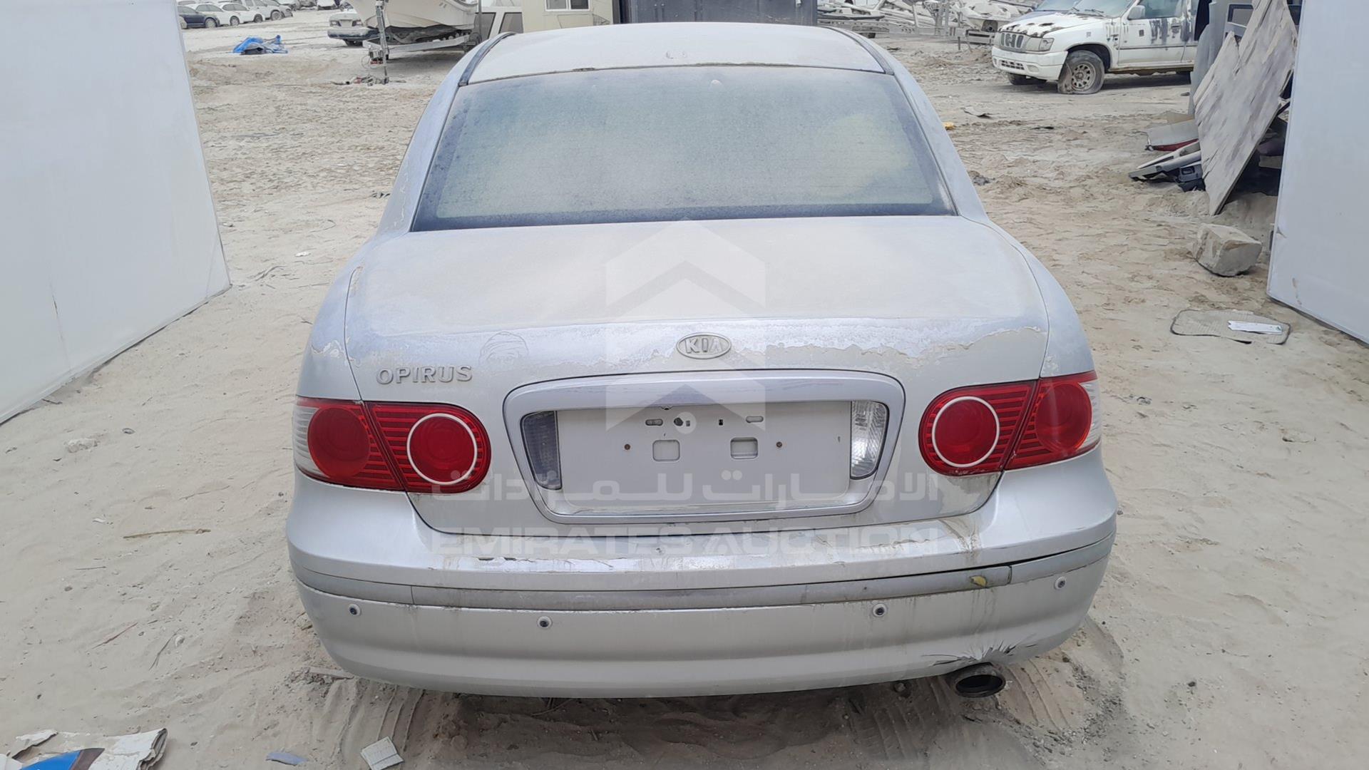 2006 KIA OPIRUS VIN: KNALD224665080958