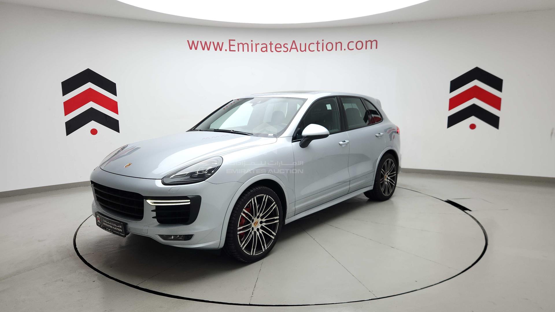 2016 PORSCHE CAYENNE VIN: WP1ZZZ92ZGLA72836