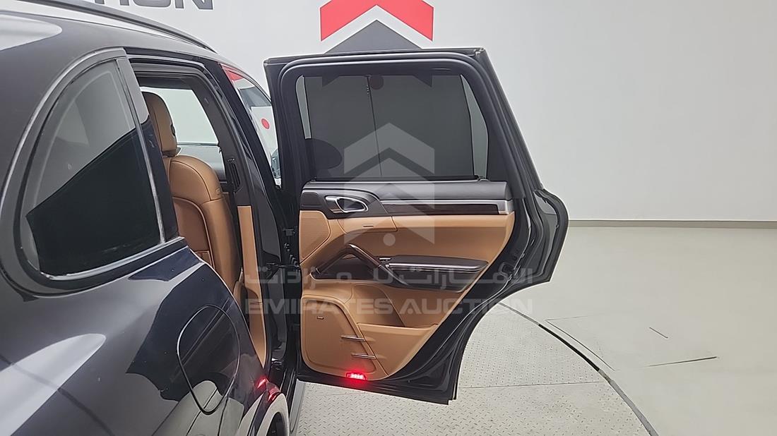 2013 Porsche Cayenne — Rear Right Door — Photo 25