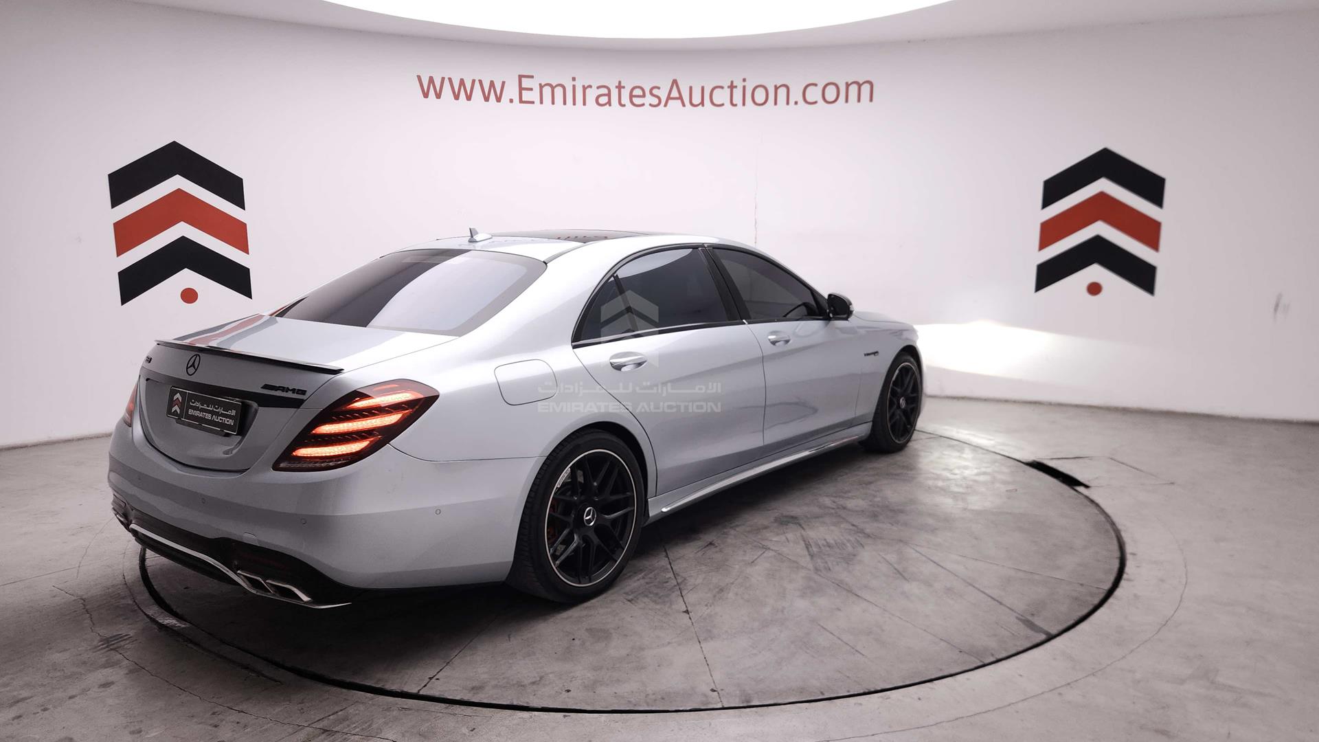 2014 MERCEDES S 63 AMG VIN: WDDUG7JB6EA001165
