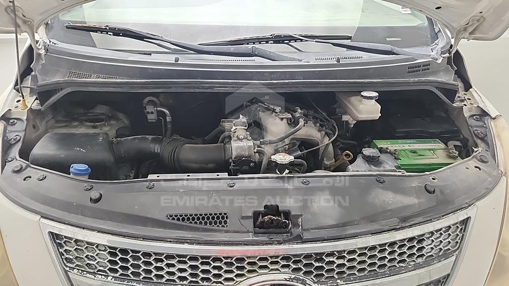 KMJWA37R1CU374704 - 2012 HYUNDAI H1 - #526410