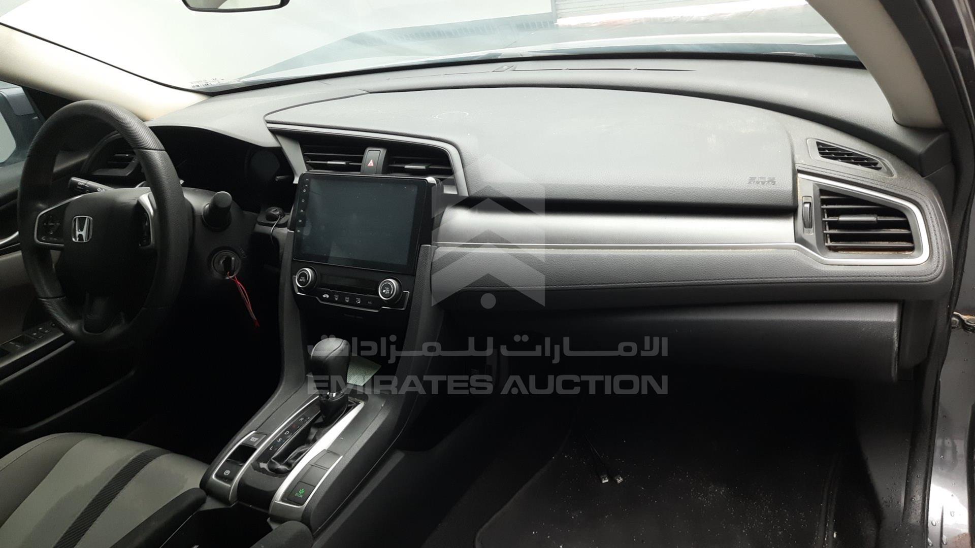 2018 HONDA CIVIC VIN: 19XFC2F54JE204907