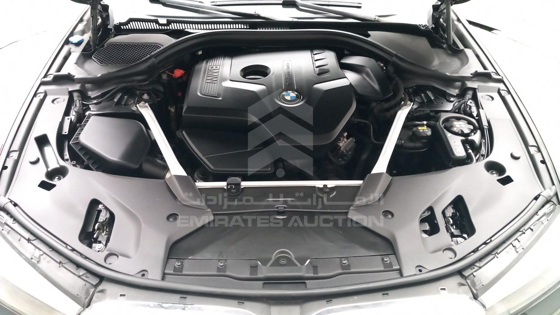 2019 BMW 520 VIN: WBAJA1A07KWW09864