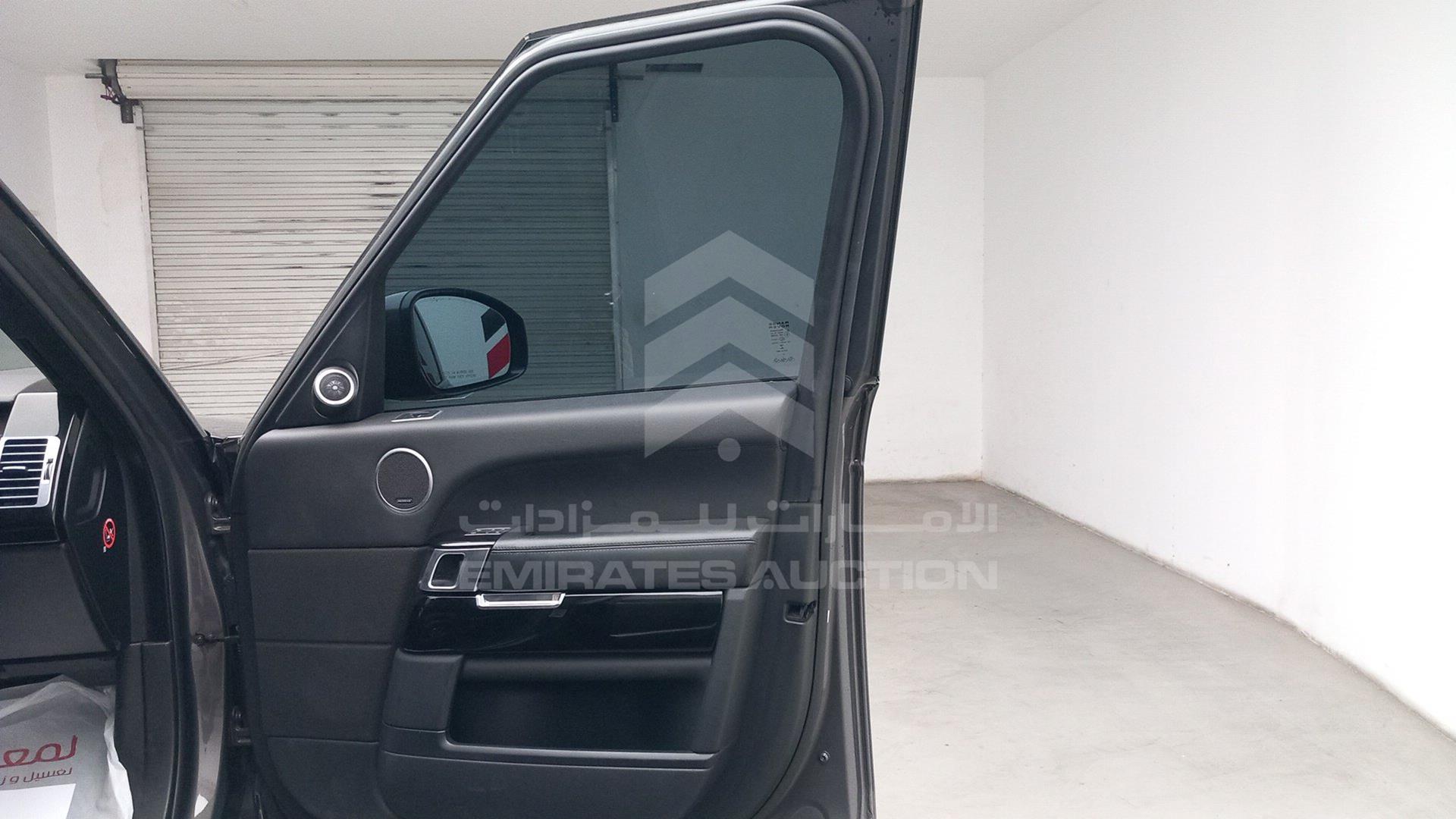 2017 RANGE ROVER VOGUE VIN: SALGS2FEXHA321274
