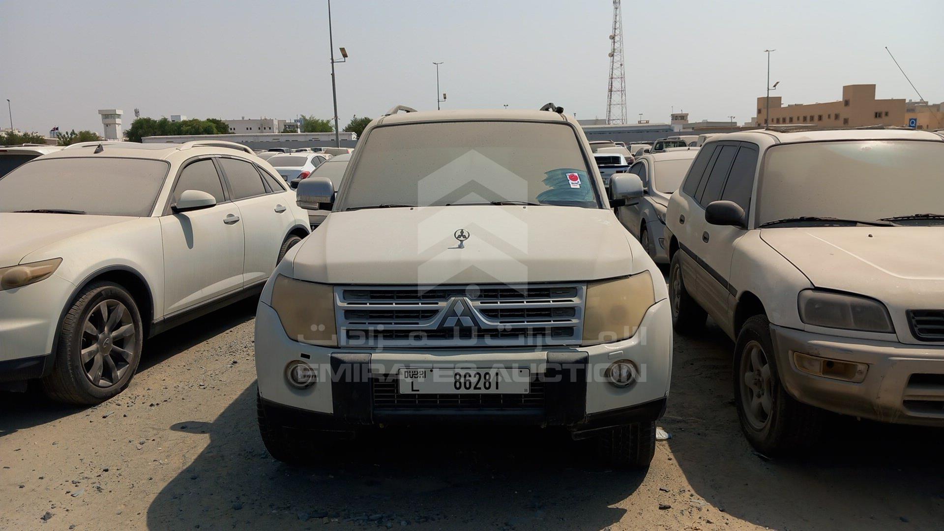 2009 MITSUBISHI PAJERO VIN: JMYLRV93W9J708703