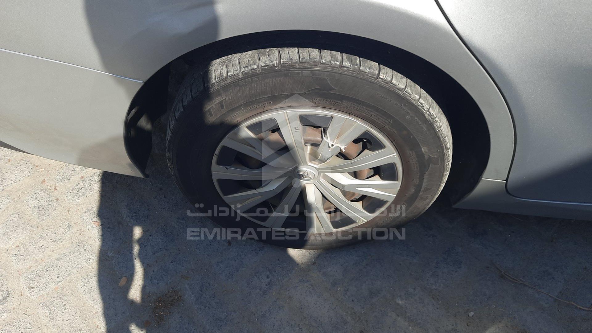 2019 TOYOTA CAMRY VIN: JTNB29HK4K3027180