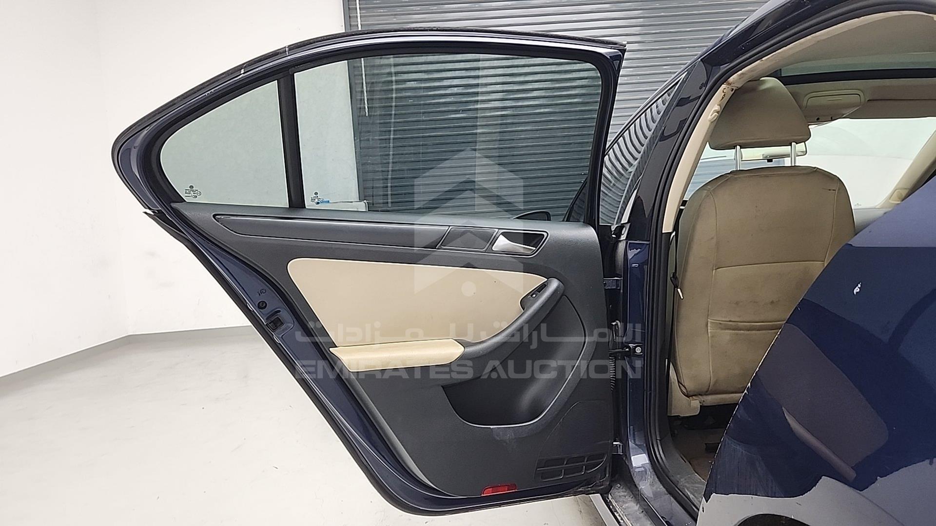 2012 VOLKSWAGEN JETTA VIN: WVWSV1161CM053550